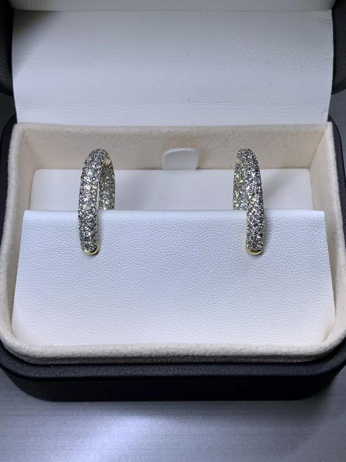 Women's 2.50ct Diamond Pave medium large hoops snap earrings in 18k yellow gold. For Sale