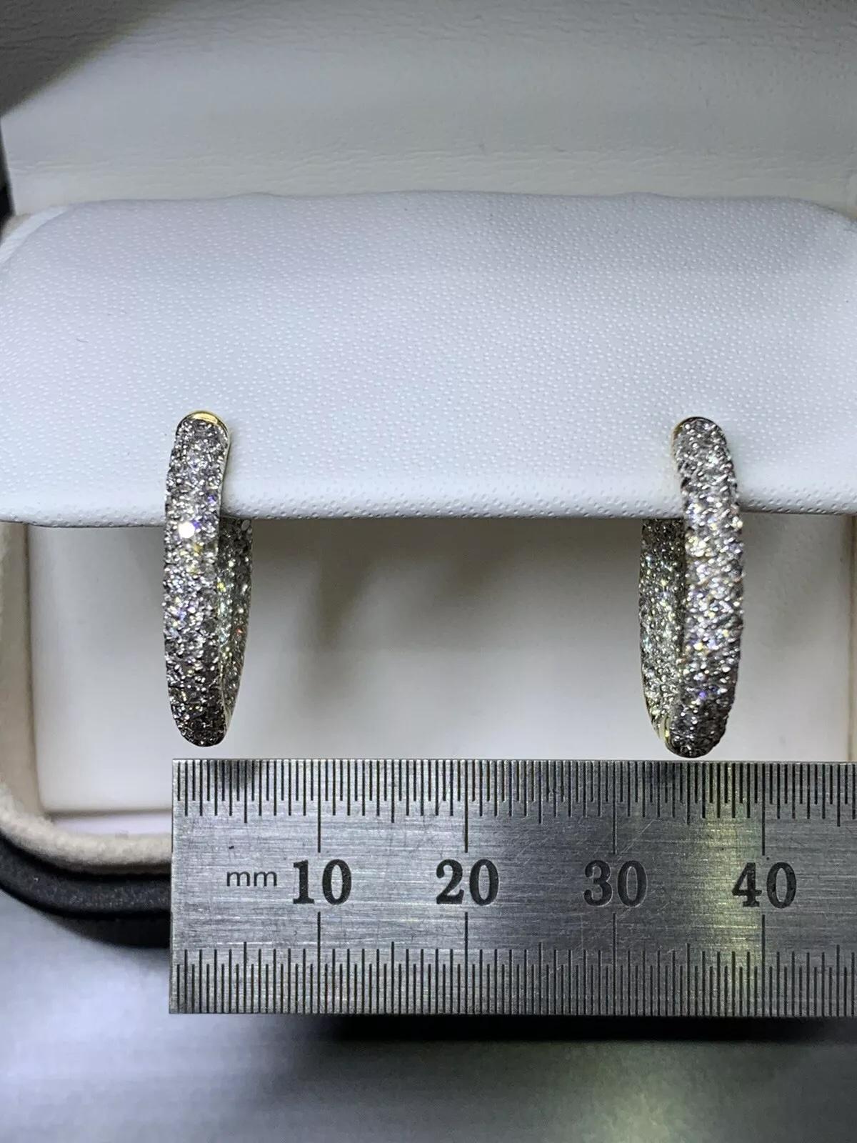 2.50ct Diamond Pave medium large hoops snap earrings in 18k yellow gold. For Sale 3