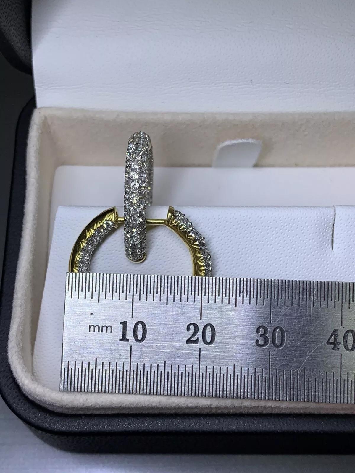 2.50ct Diamond Pave medium large hoops snap earrings in 18k yellow gold. For Sale 4