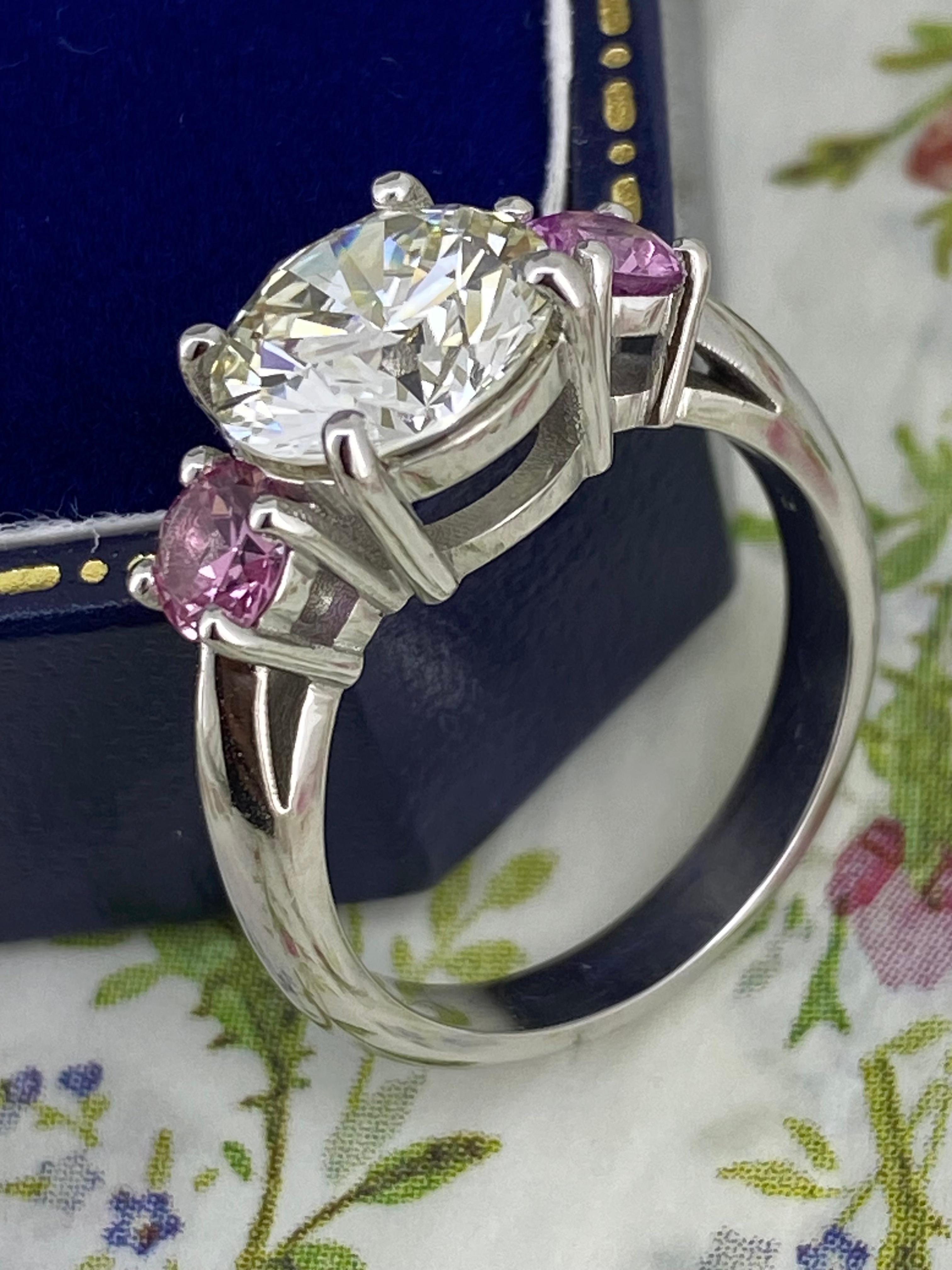2.50ct Diamond (Triple X) & Pink Sapphire 3-Stone Trilogy Ring in Platinum 950. For Sale 6