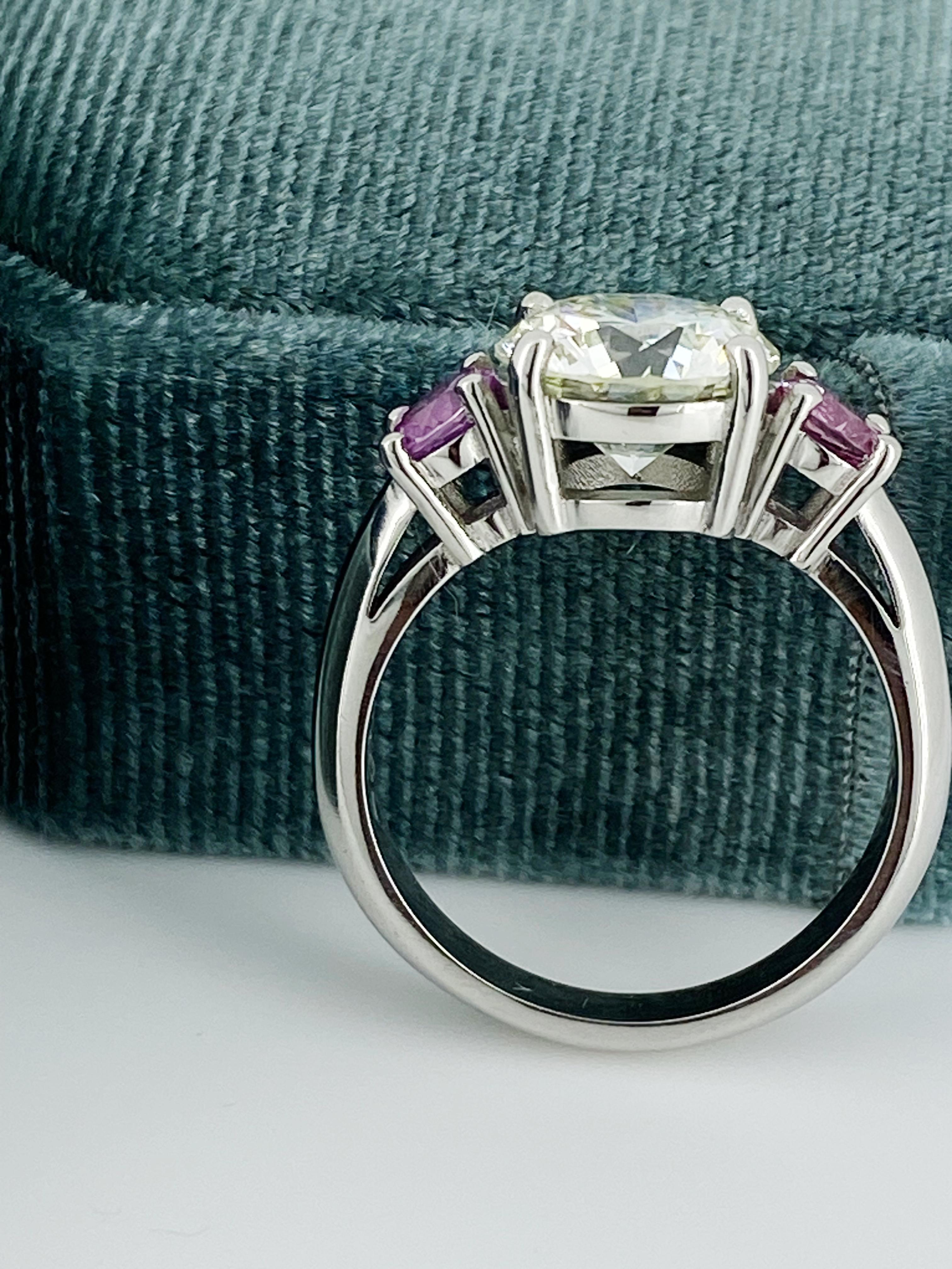 2.50ct Diamond (Triple X) & Pink Sapphire 3-Stone Trilogy Ring in Platinum 950. For Sale 3