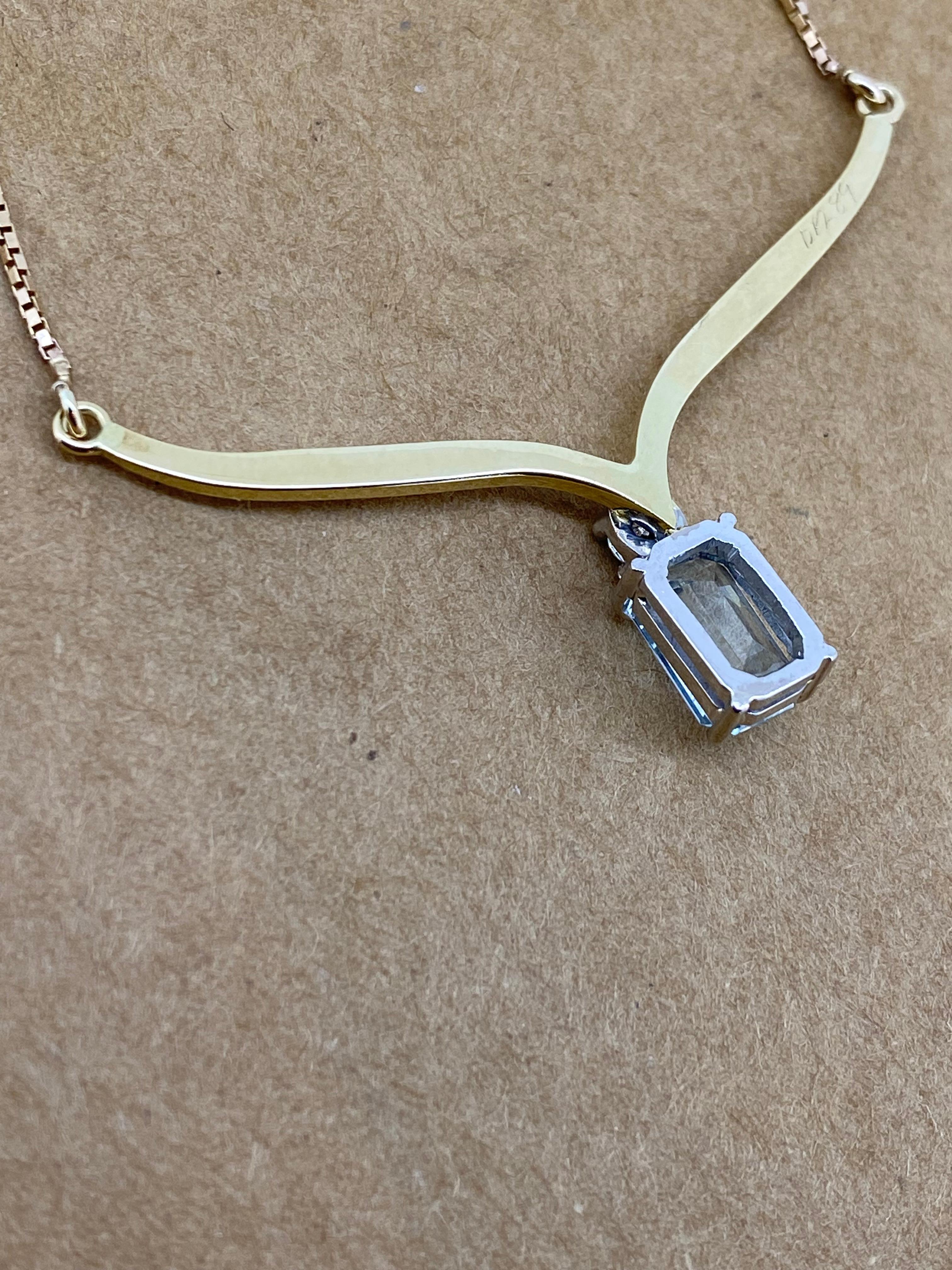 2.50ct Emerald Cut Aquamarine & Diamond Italian 9K Gold Pendant Necklace For Sale 2
