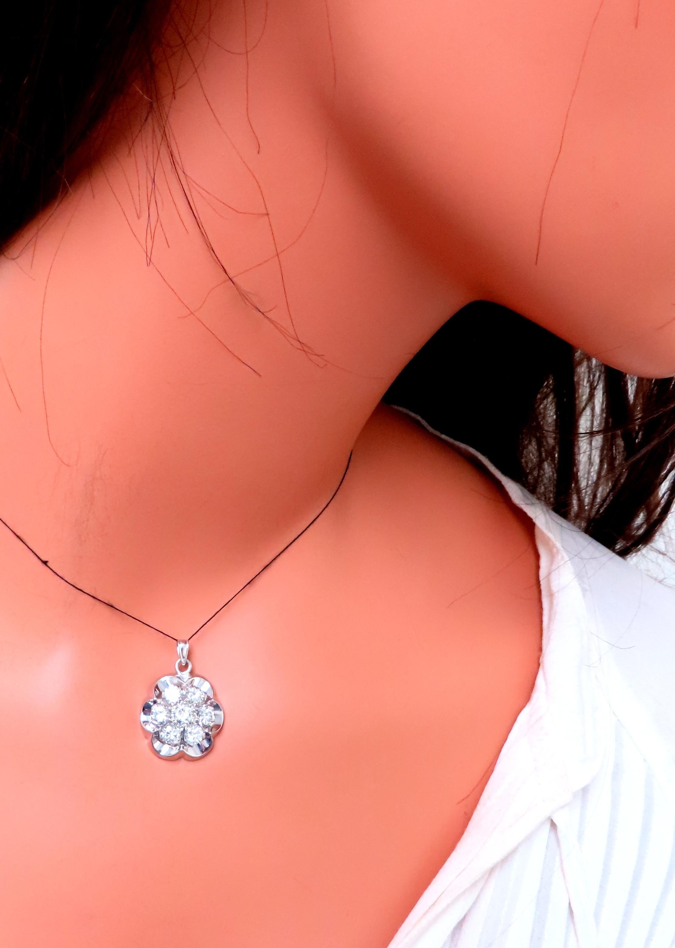 2.50ct Natural Diamonds Cluster pendant G/Si 14kt gold 12407 In New Condition For Sale In New York, NY