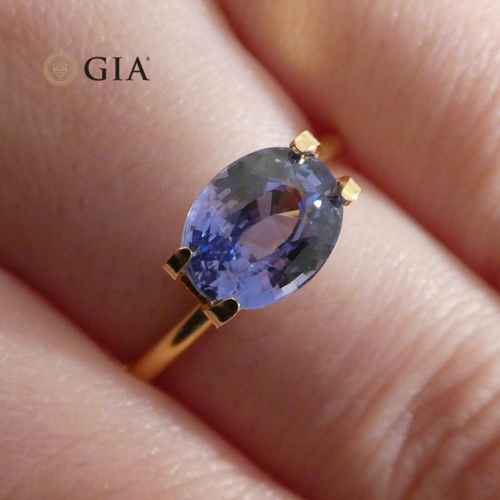 2.50ct Oval Color Change Sapphire GIA Certified Unheated Sri Lanka, Violetish Bl For Sale 2