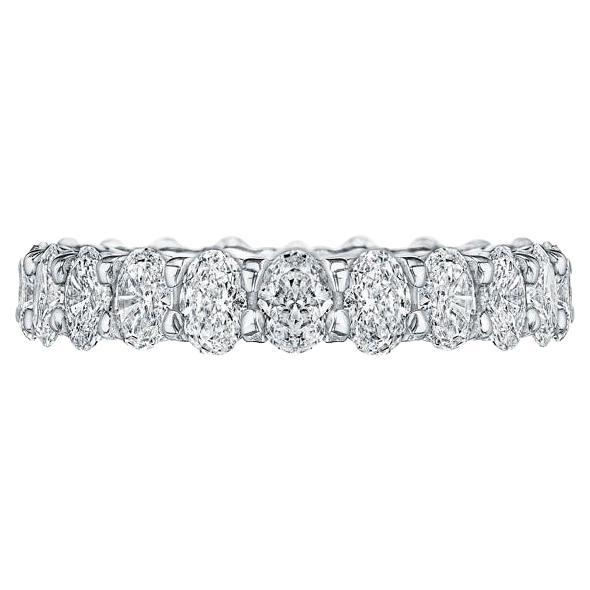 Bracelet d'éternité en or 18 carats avec diamant ovale de 2,50 carats