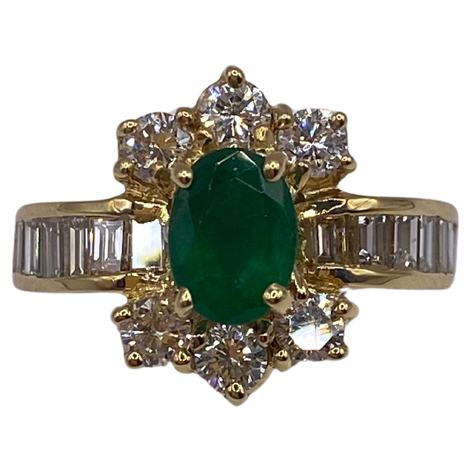2.50ct Oval Emerald & Baguette Diamonds Ring in 18KT Yellow Gold For Sale