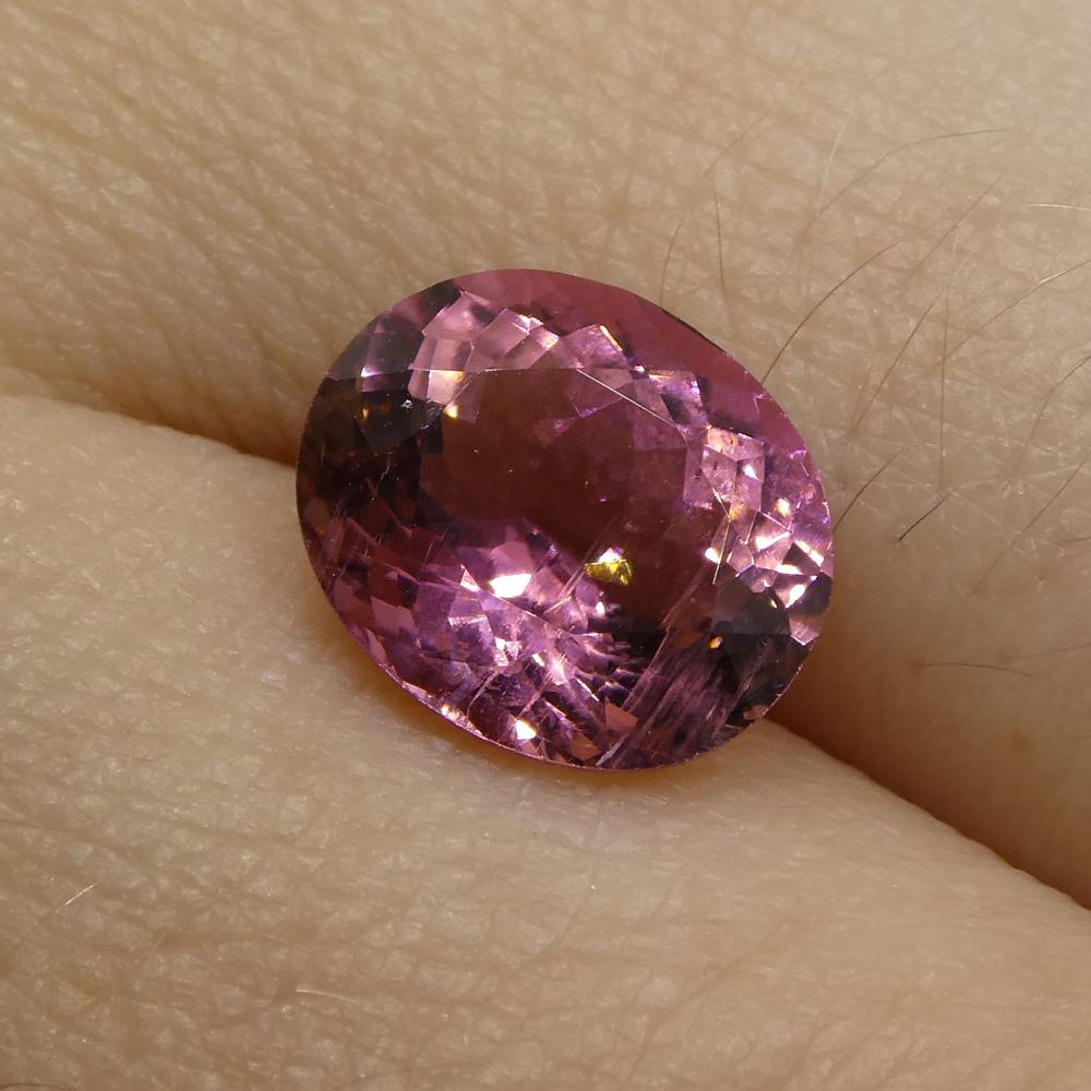Women's or Men's 2.50ct Oval Pink Tourmaline For Sale