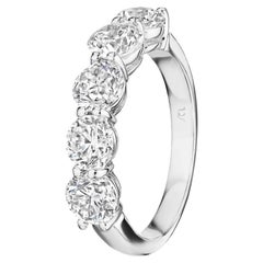 2.50ct Round Diamond Band in 18KT Gold