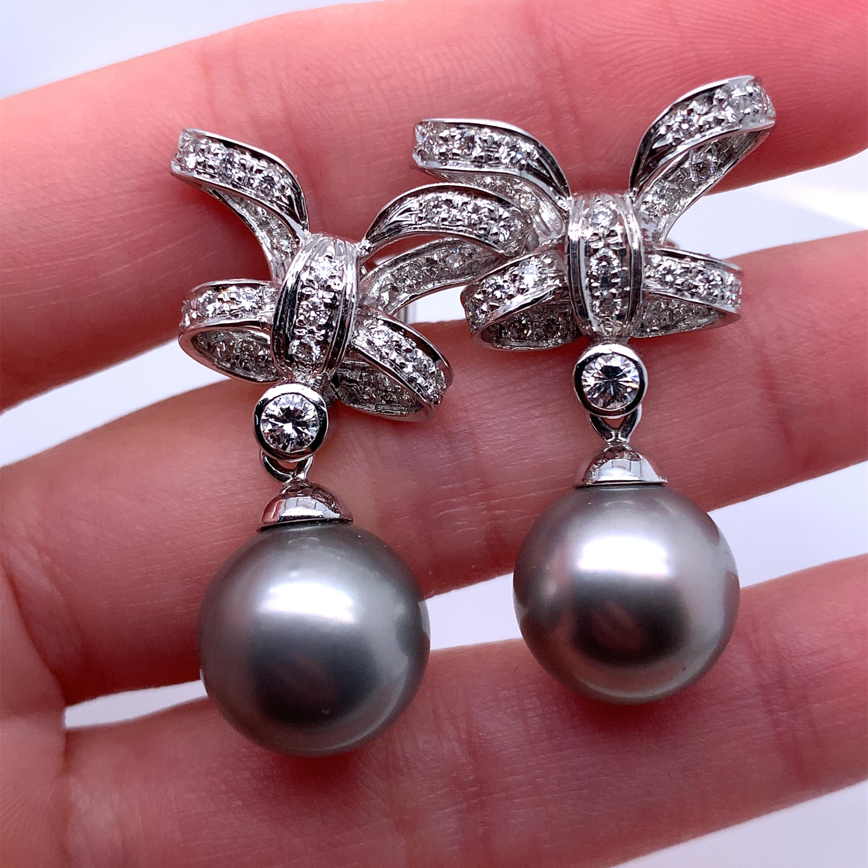 2.50ct Tahitian Grey Pearl and Diamond Drop Earrings 18K White Gold For Sale 1