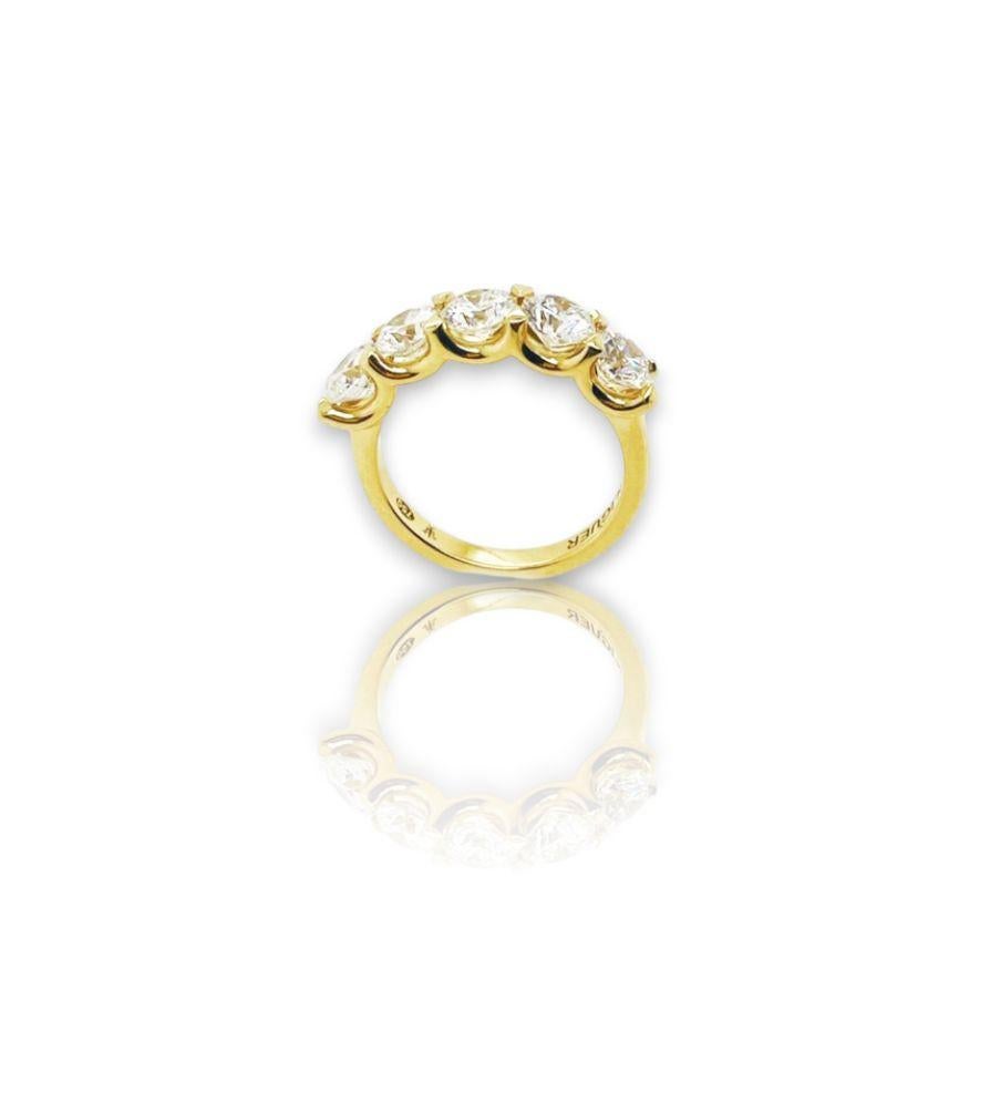 Artisan 2.50ct White Diamond Ring set in 18ct Yellow Gold Eternity Band For Sale