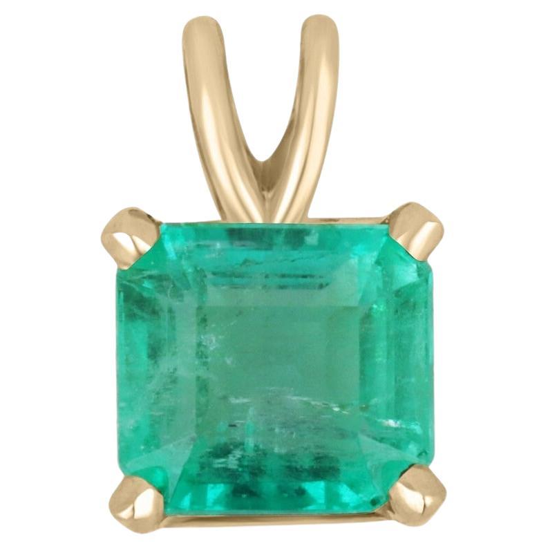 2.50cts 14K Colombian Emerald-Asscher Cut Solitaire Gold 4 Prong Pendentif en vente