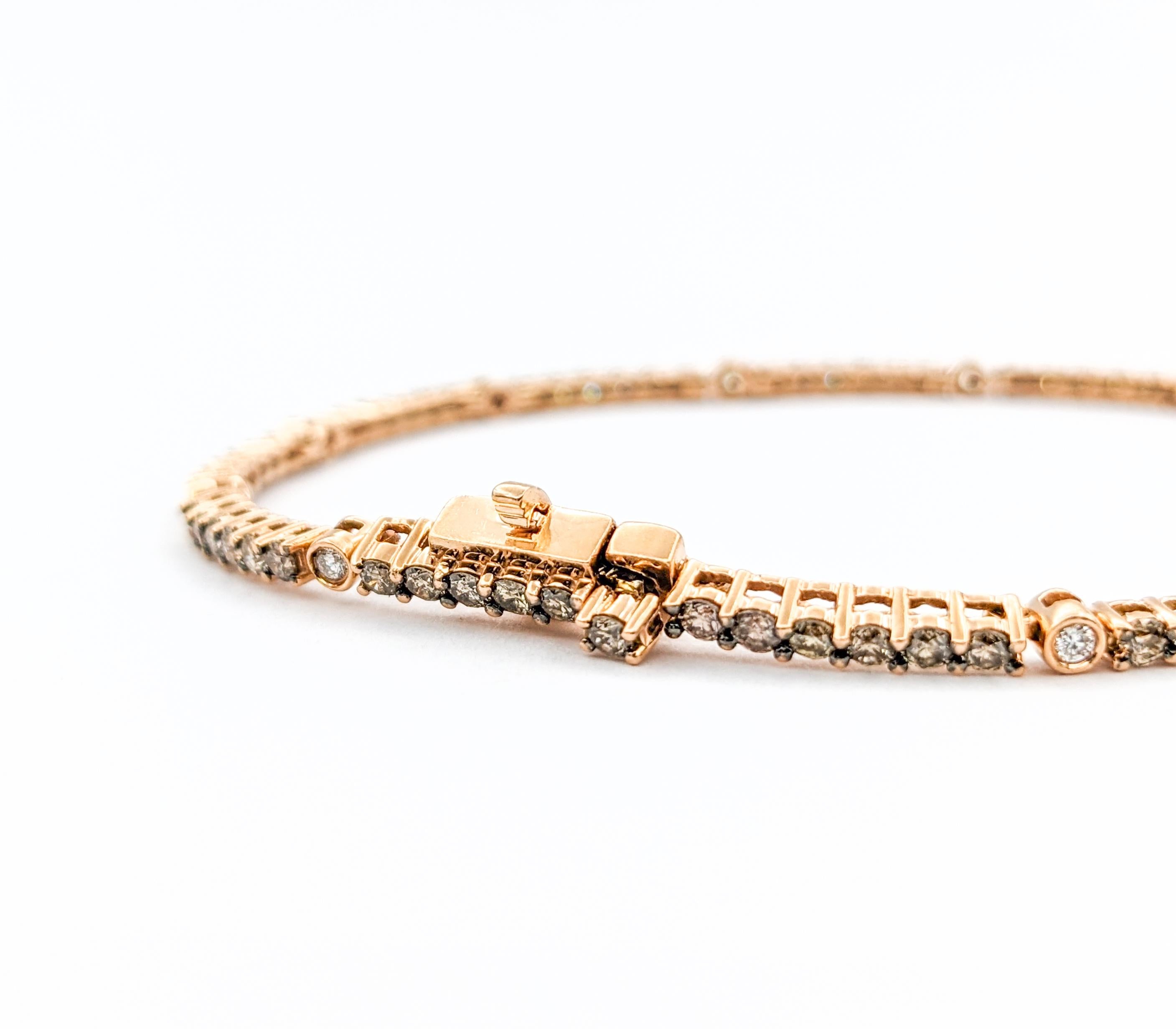 Bracelet LeVian en or rose avec 2,50ctw de diamants en vente 4