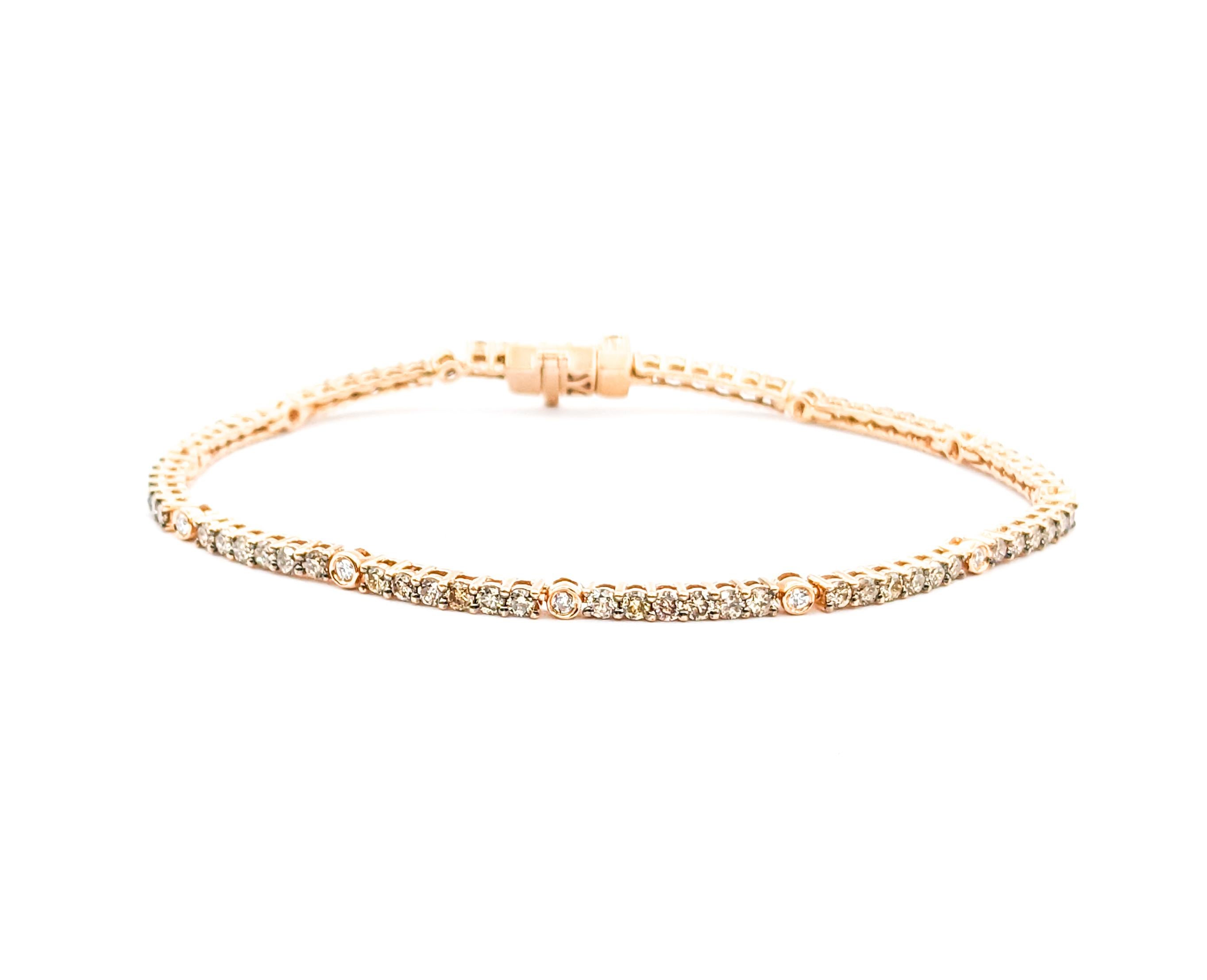 Bracelet LeVian en or rose avec 2,50ctw de diamants en vente 2
