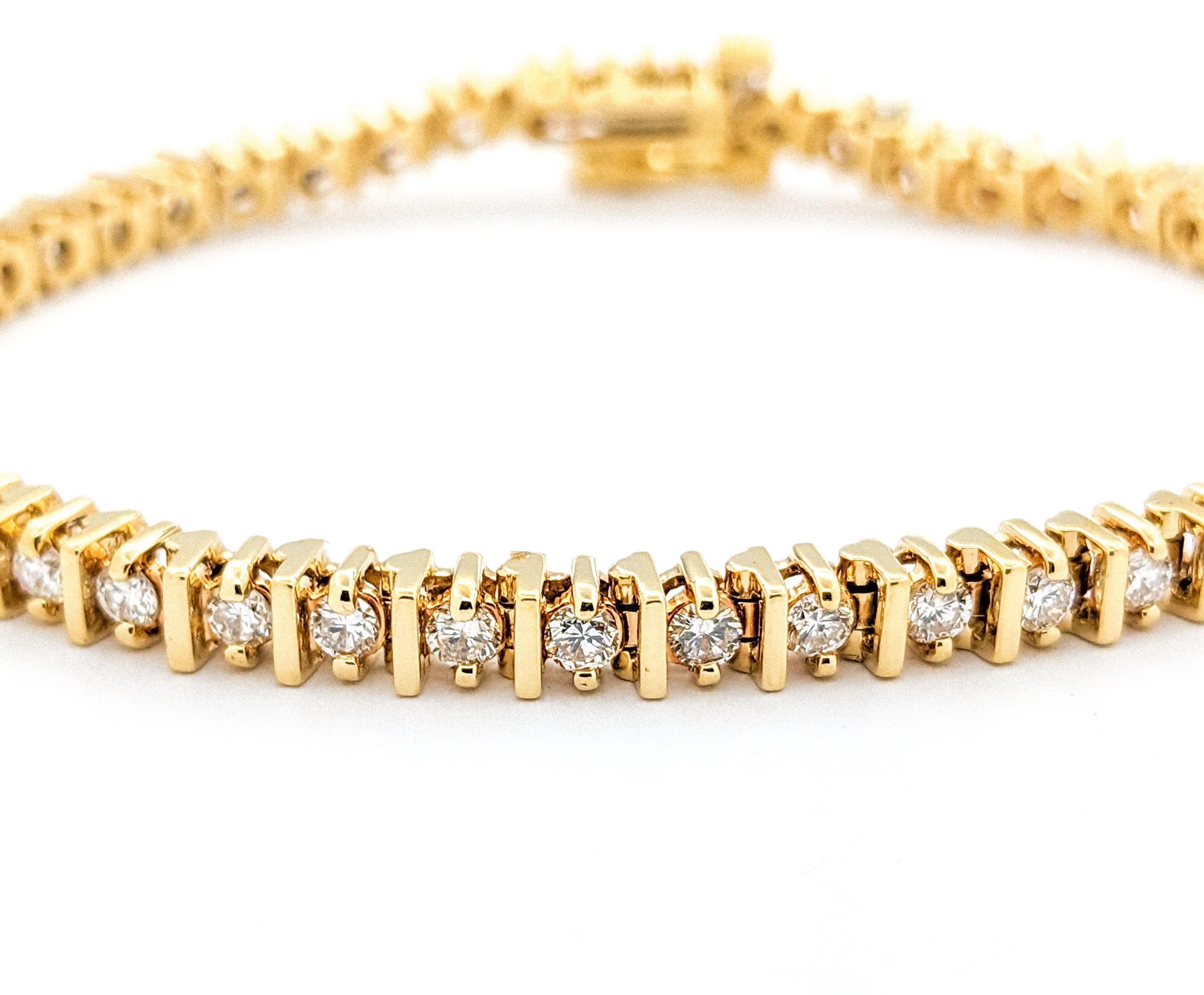 2.50ctw Diamond Tennis Bracelet In Yellow Gold For Sale 3