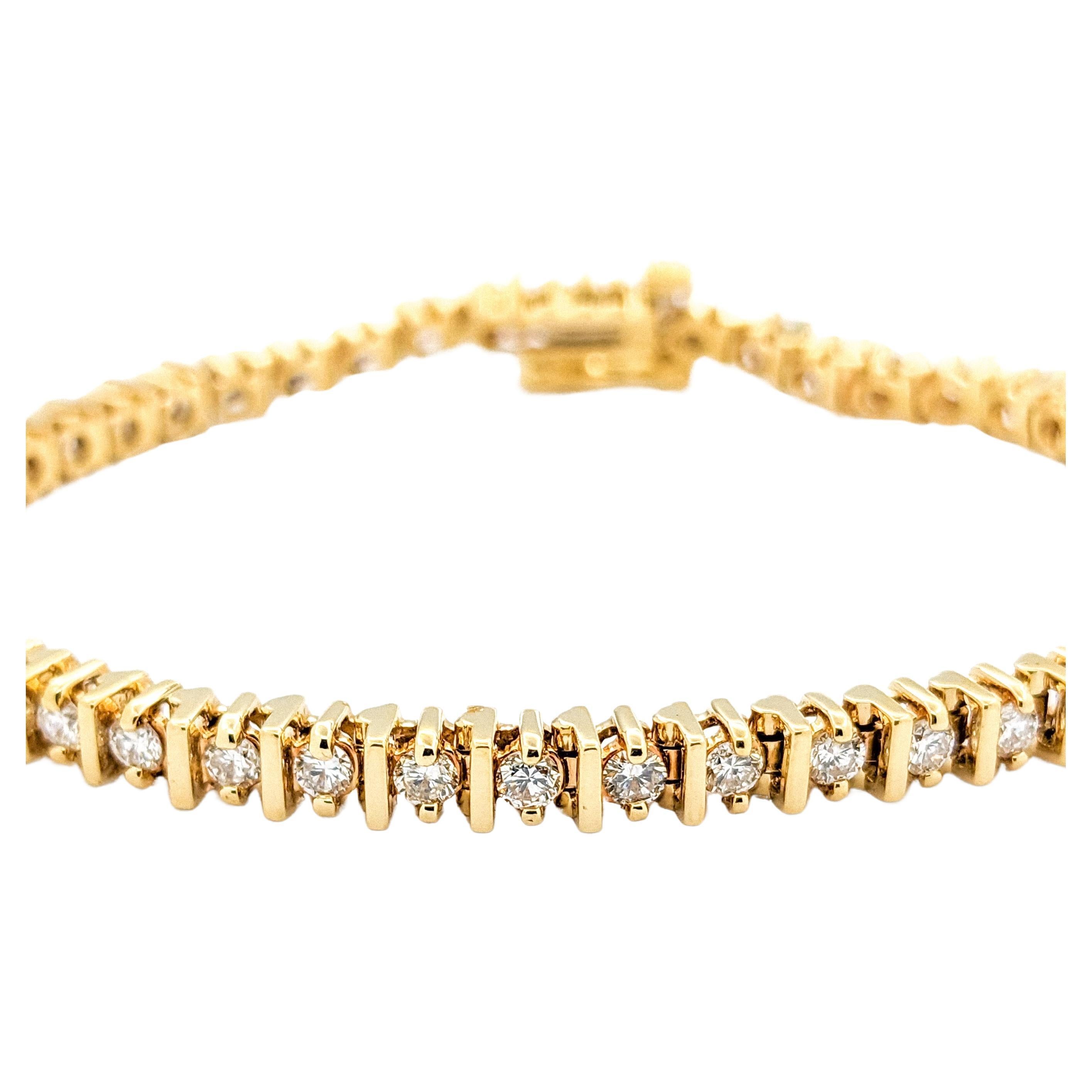 2.50ctw Diamond Tennis Bracelet In Yellow Gold For Sale