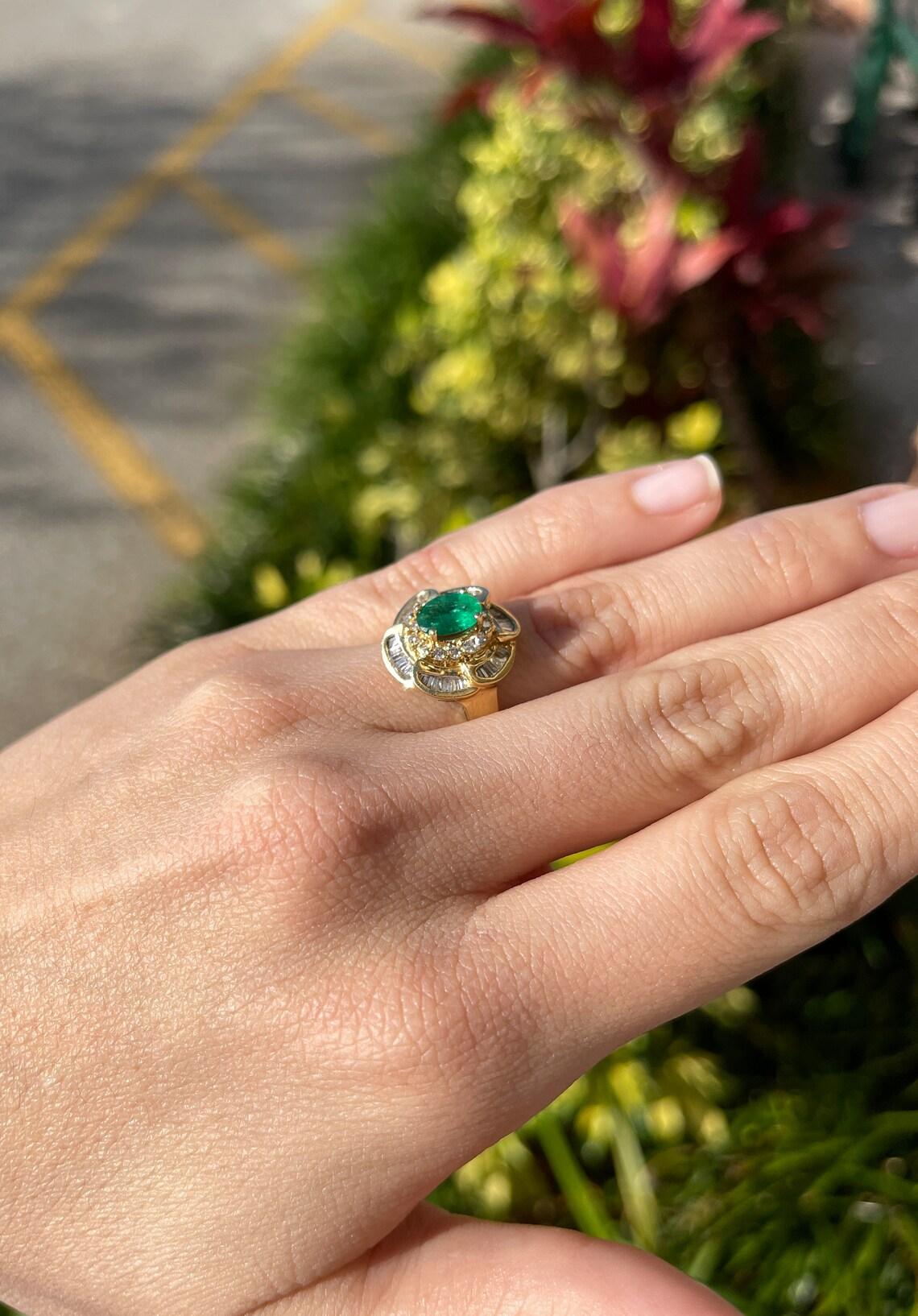 2.50tcw 14K Colombian Emerald-Oval Cut & Round and Baguette Diamond Floral Ring In New Condition For Sale In Jupiter, FL