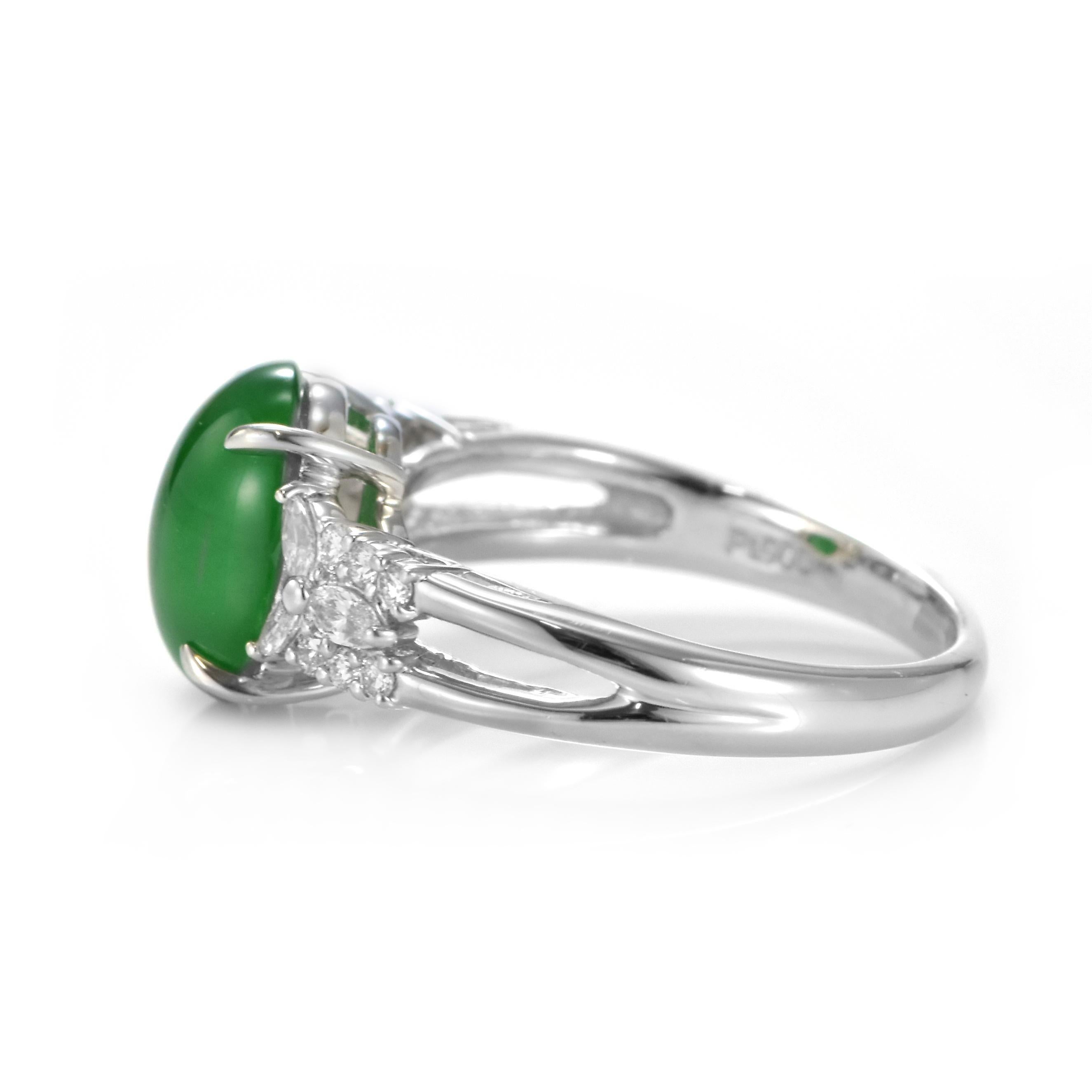 2.51 Carat Natural Type A Jade and Diamond Halo Ring Made in Platinum For Sale 3