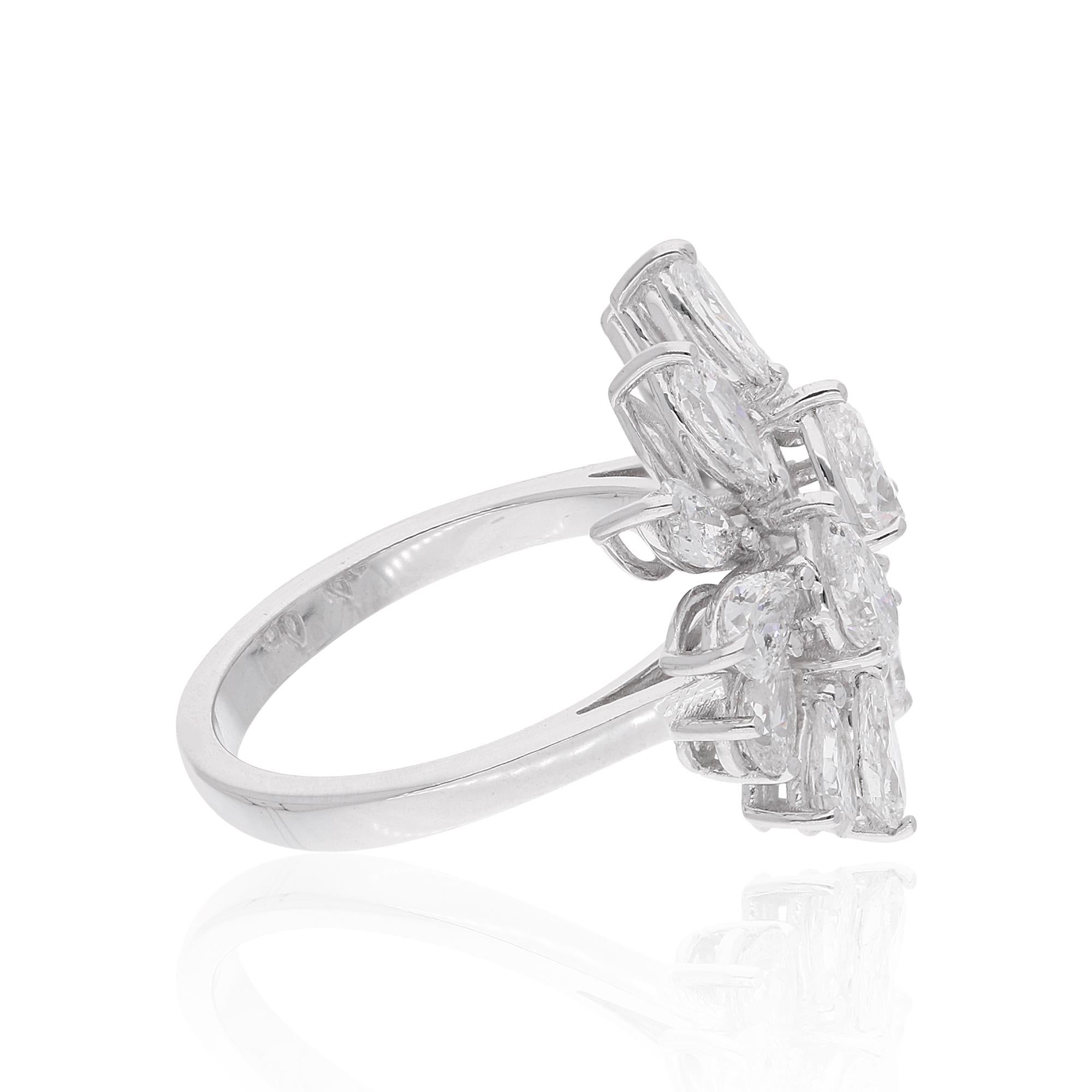 2,51 Karat Birne Diamant Flügel Design Ring 18 Karat Weißgold Handmade Schmuck Damen im Angebot