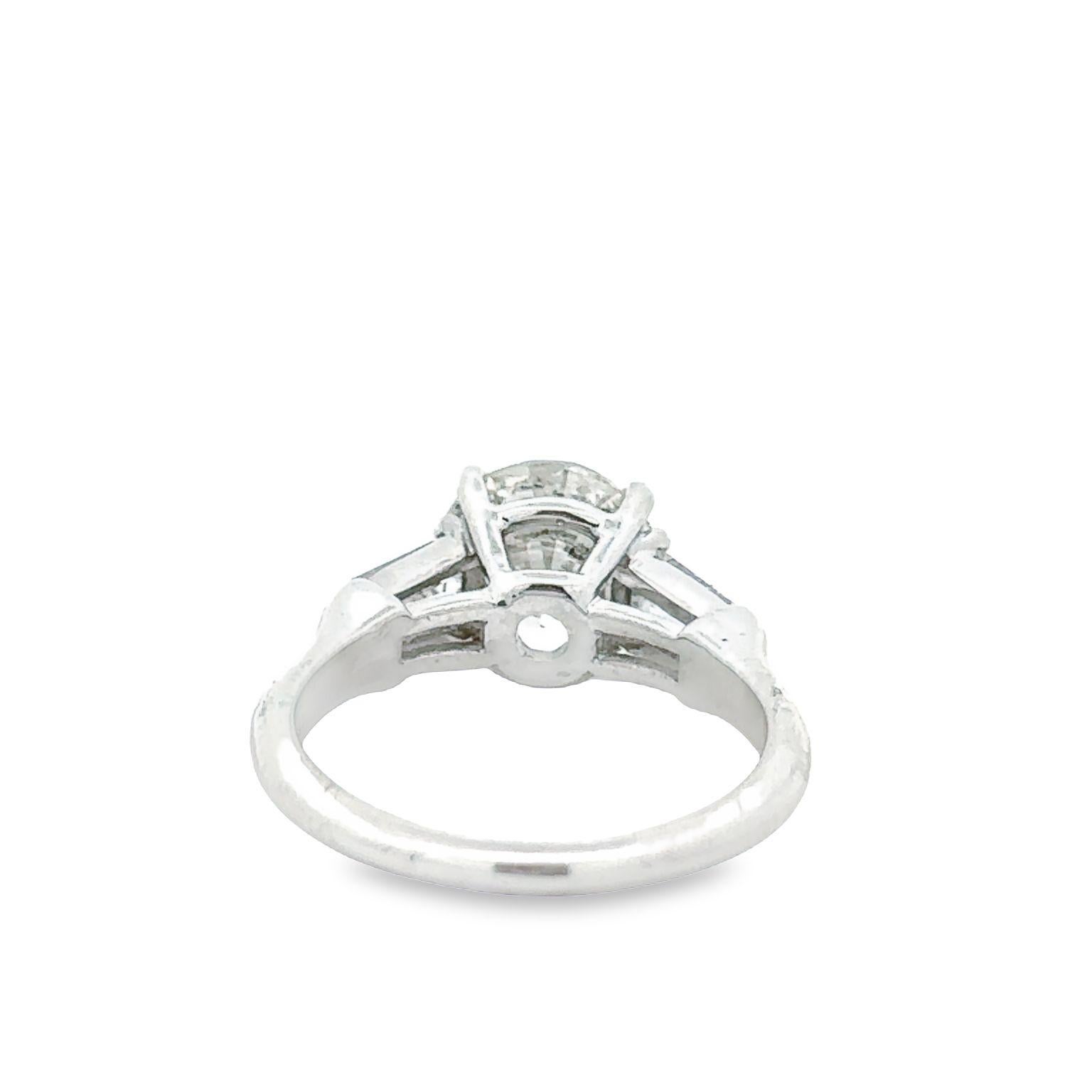 Round Cut 2.51 Carat Round Brilliant Cut Diamond Engagement Ring For Sale