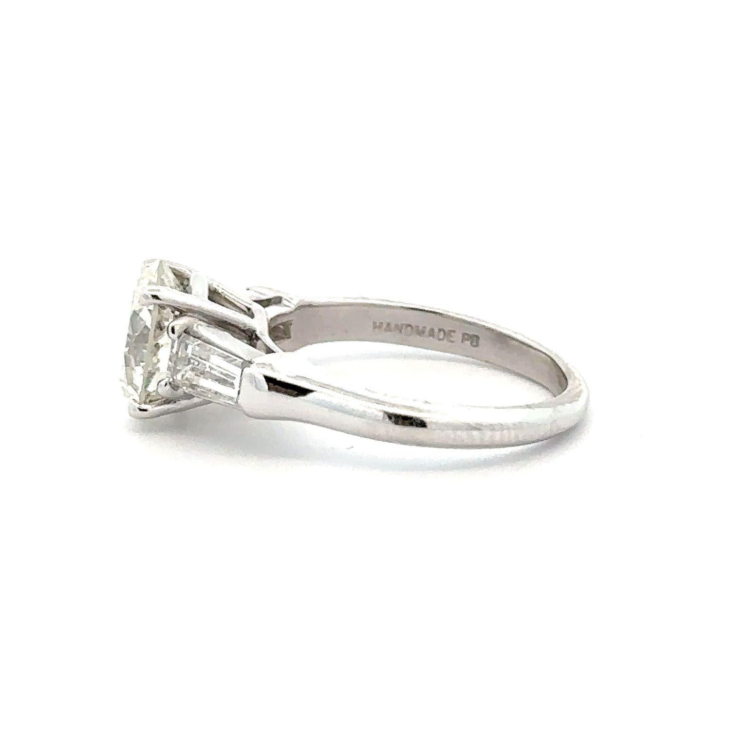 2.51 Carat Round Brilliant Cut Diamond Engagement Ring In New Condition For Sale In Aventura, FL