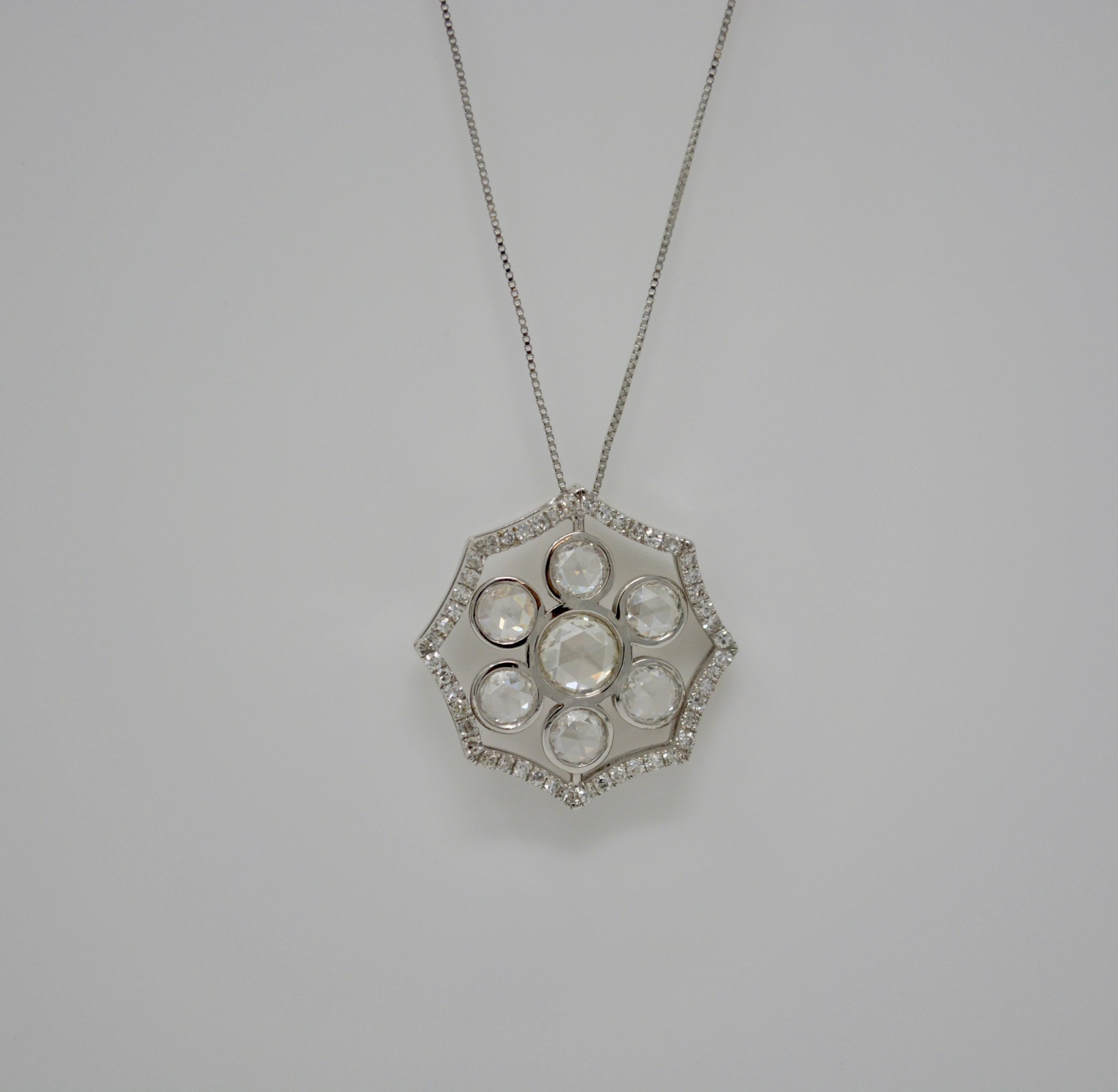 2.51 Carat White Rose Cut Diamond Necklace In 18K White Gold  In New Condition For Sale In New York, NY