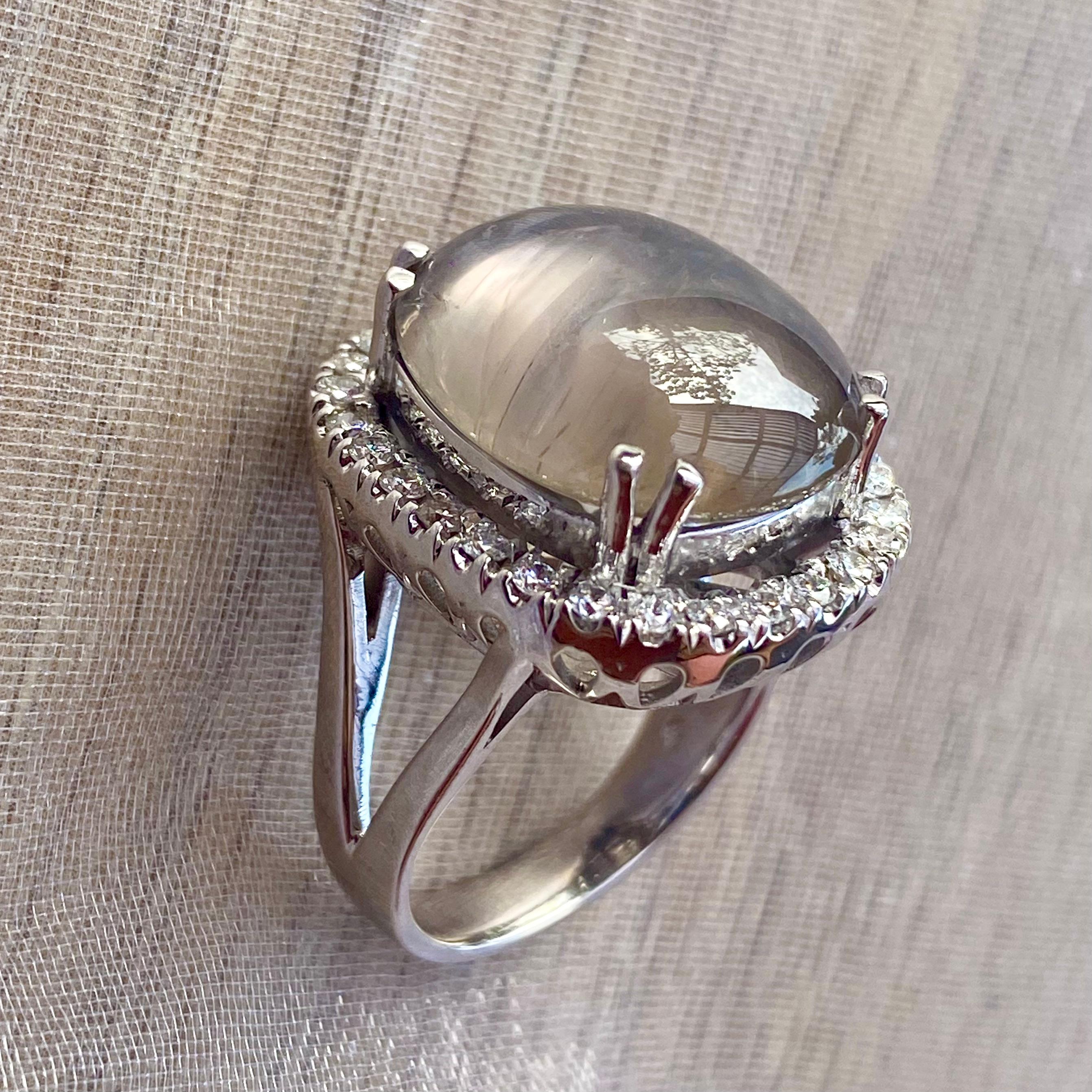 No Heat 25.13 Carats Champagne Sapphire Diamond 18K Halo Cabochon Ring For Sale 2