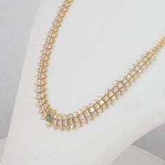 25.15 Ct Lab Diamond Trillion Arrow Necklace Green Diamond Center 14K Gold