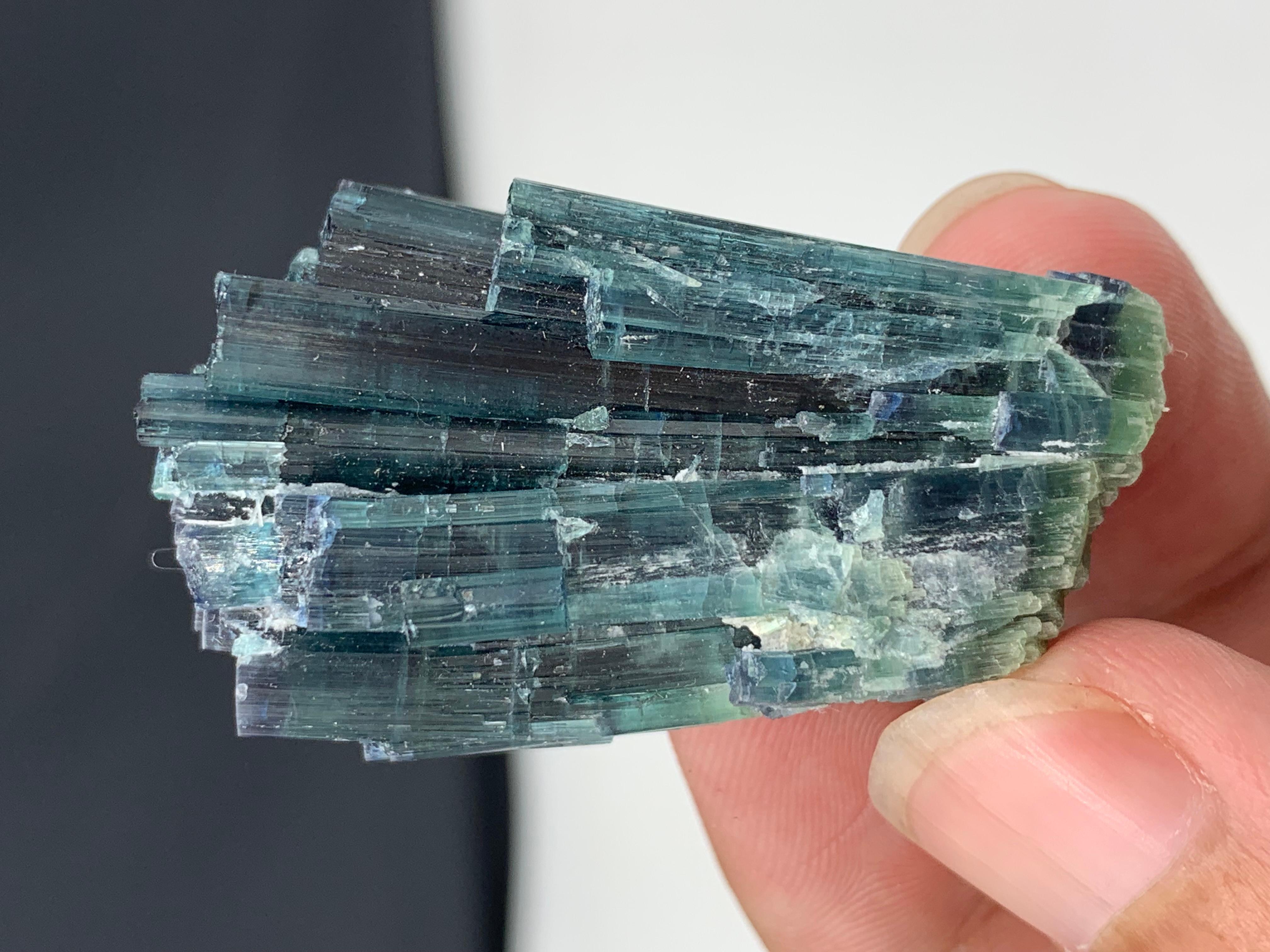 25.15 Gram Amazing Indicolite Blue Tourmaline Cluster From Kunar, Afghanistan  In Good Condition For Sale In Peshawar, PK