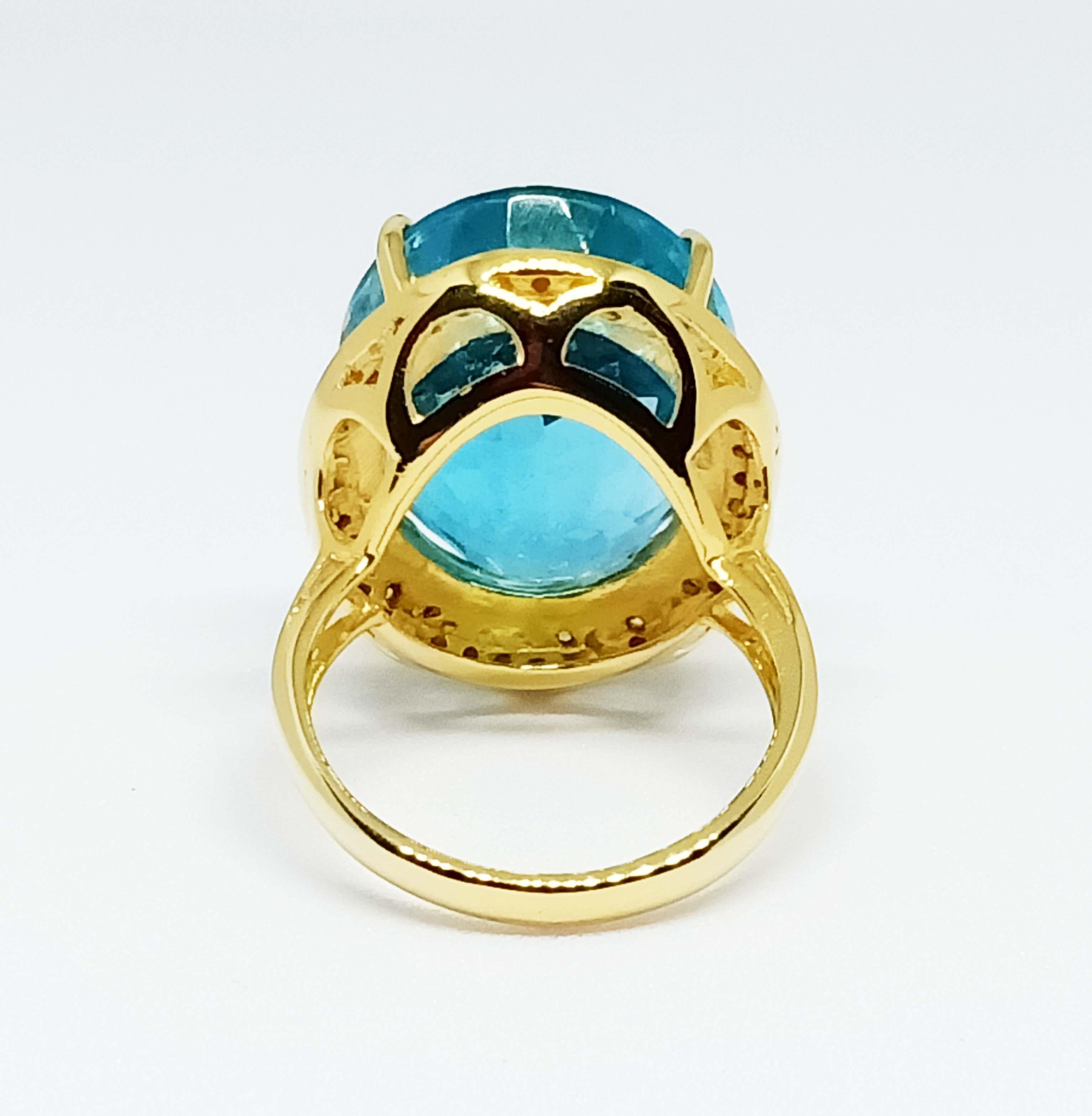 25.19 cts Swiss BlueTopaz Sterling Silver In 18K Gold Plated In New Condition For Sale In Bangkok, TH