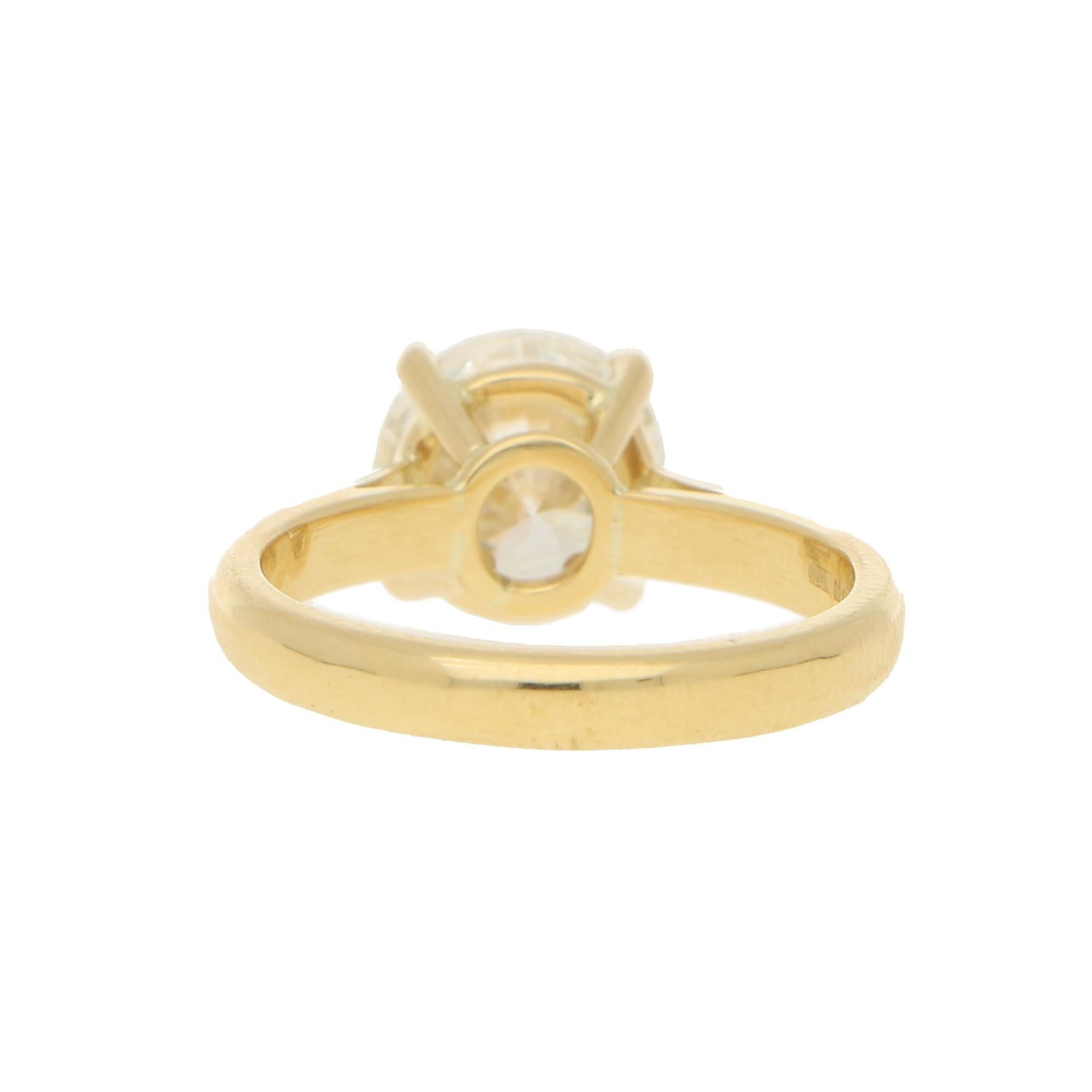 Women's or Men's Certified Diamond Solitaire Engagement Ring Set in 18k Yellow Gold