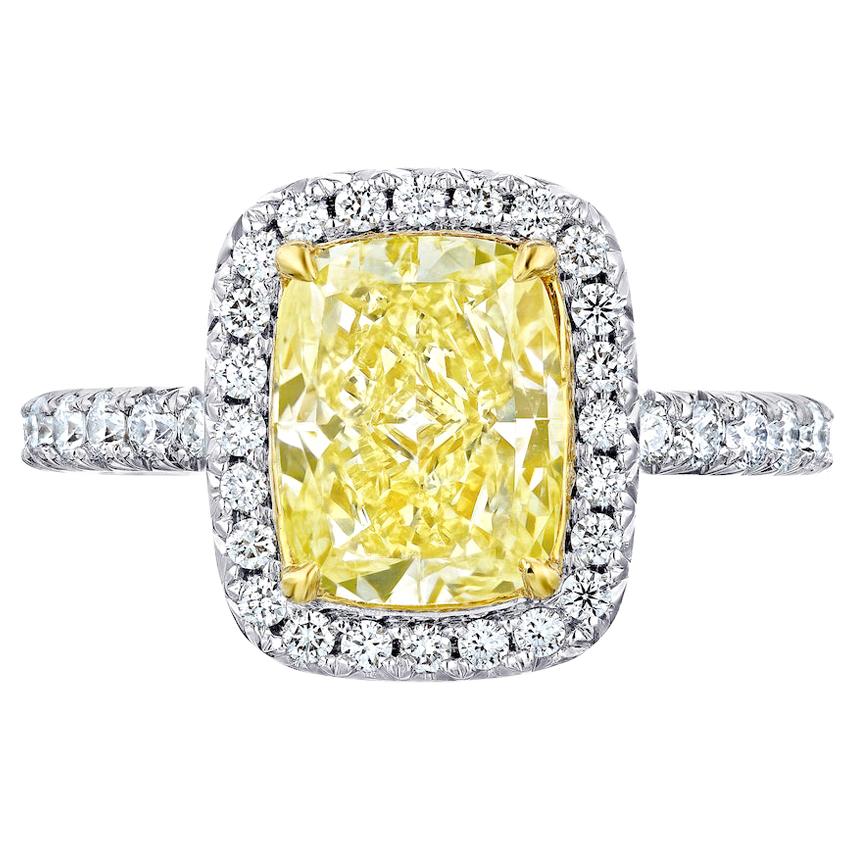 2.52 Carat GIA Conflict Free Yellow Cushion Diamond in 18 Karat Engagement Ring For Sale