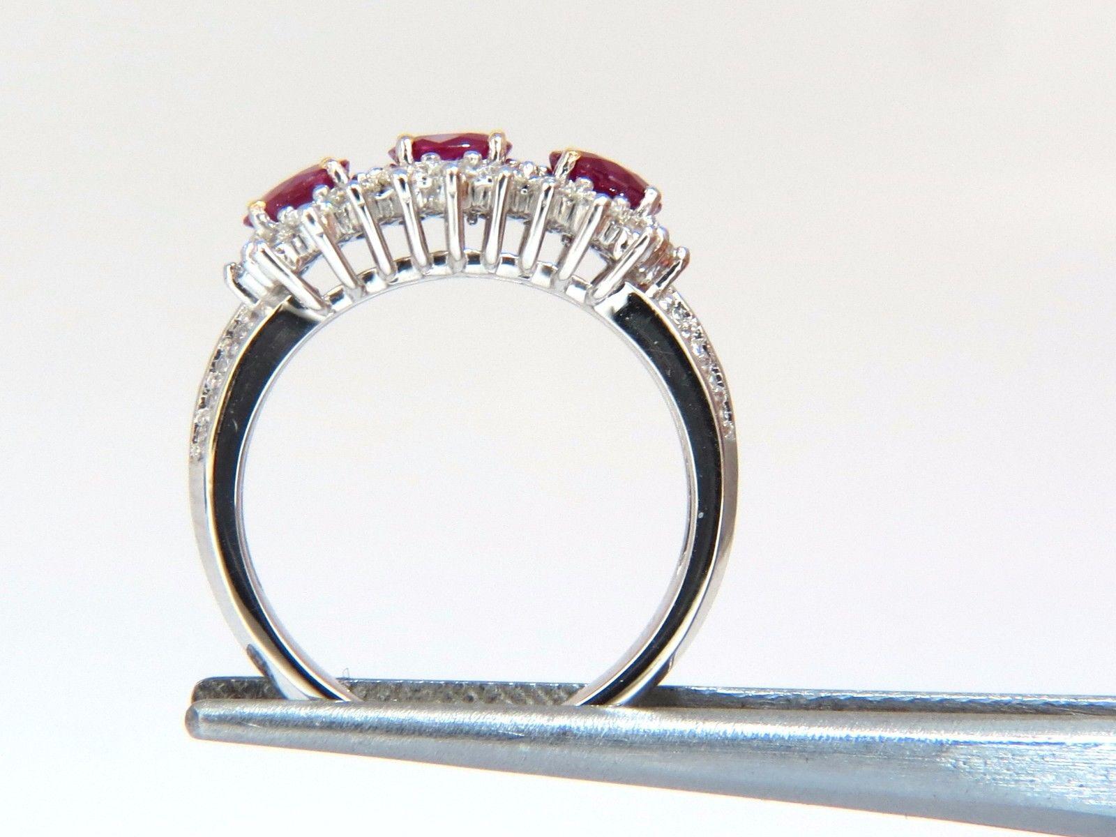 2.52 Carat Natural Vivid Red Ruby Diamonds Ring 14 Karat Three-Stone Halo Class In New Condition For Sale In New York, NY