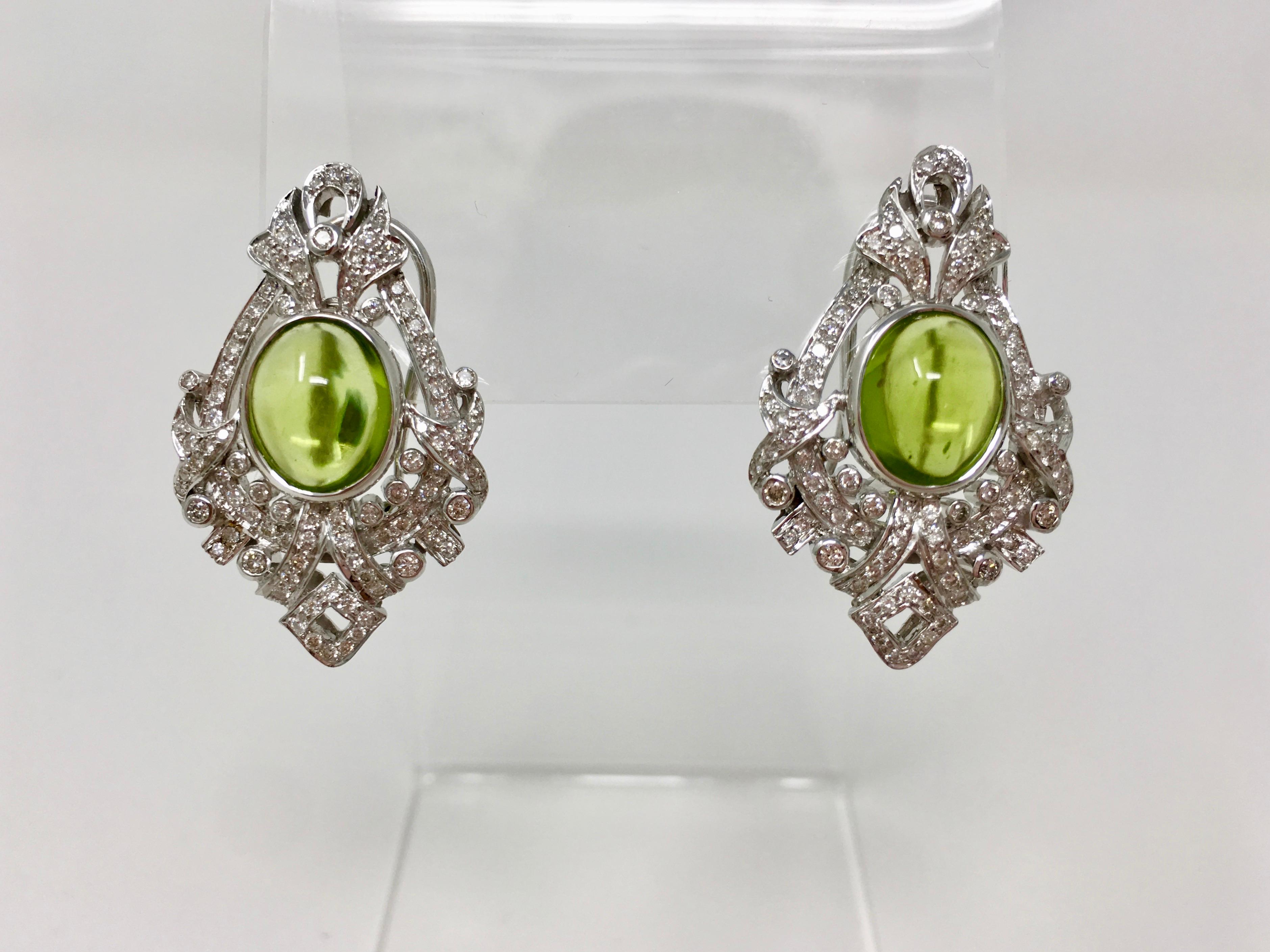 2,52 Karat weißer runder Brillant-Diamant und 17,34 Karat Peridot-Anhänger-Set. im Angebot 2