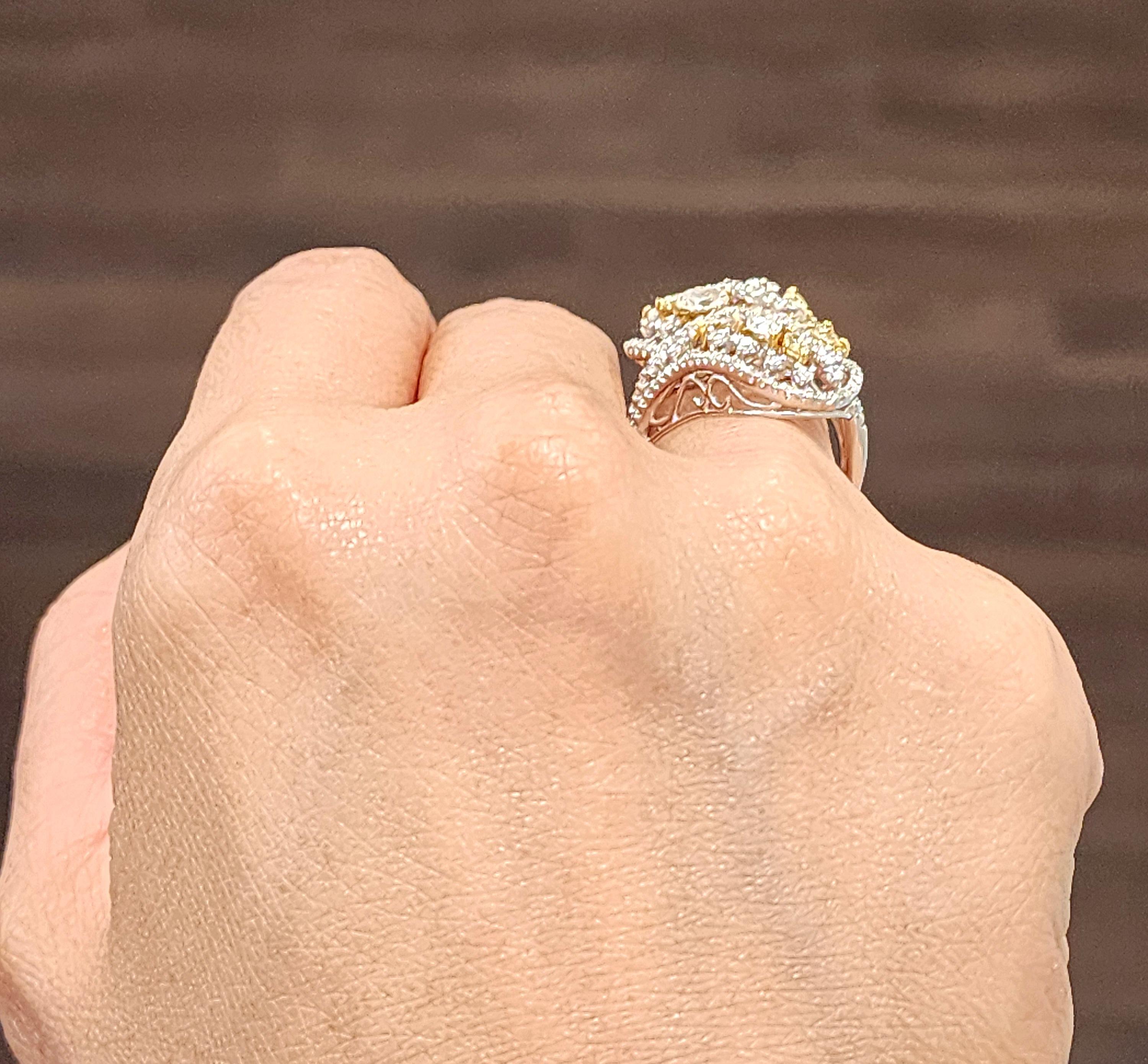 2.52 ct Natural Pink & Natural Yellow Diamond Ring In New Condition For Sale In Chicago, IL