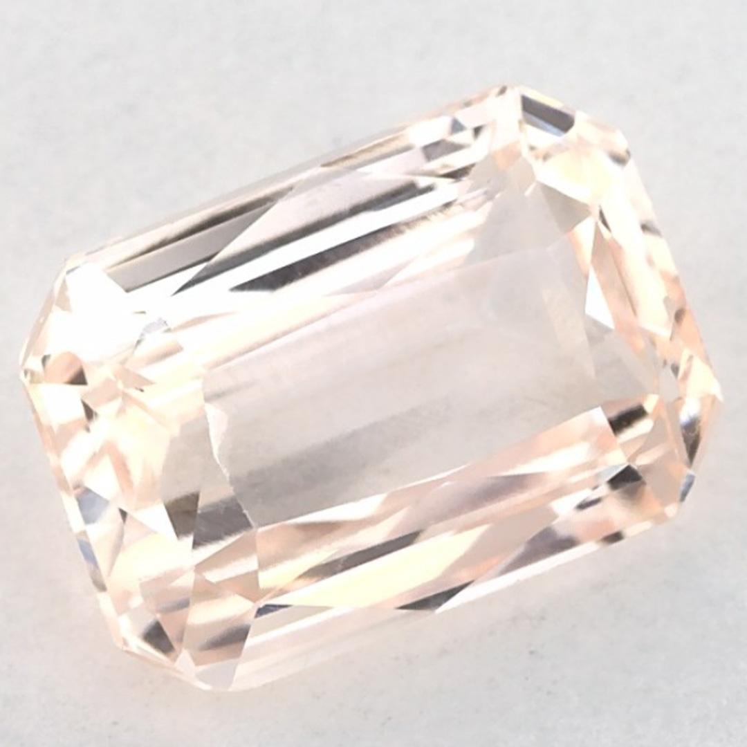 Taille émeraude 2.52 Ct Pink Sapphire Octagon Loose Gemstone (pierre précieuse en vrac) en vente