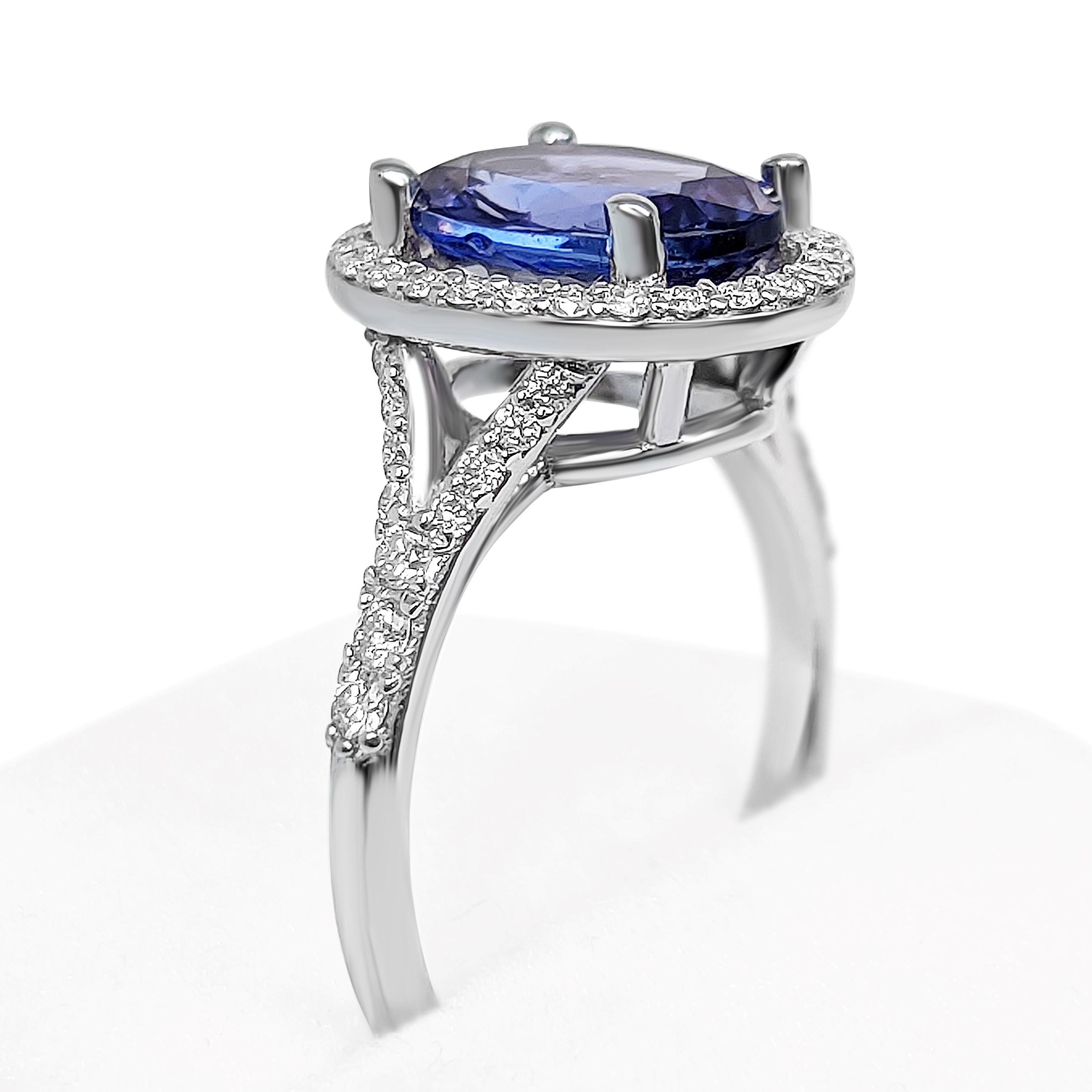 Art Deco 2.52 Ct Violetish Blue Tanzanite & 0.40 Ct Diamonds, 14 Kt. White Gold, Ring