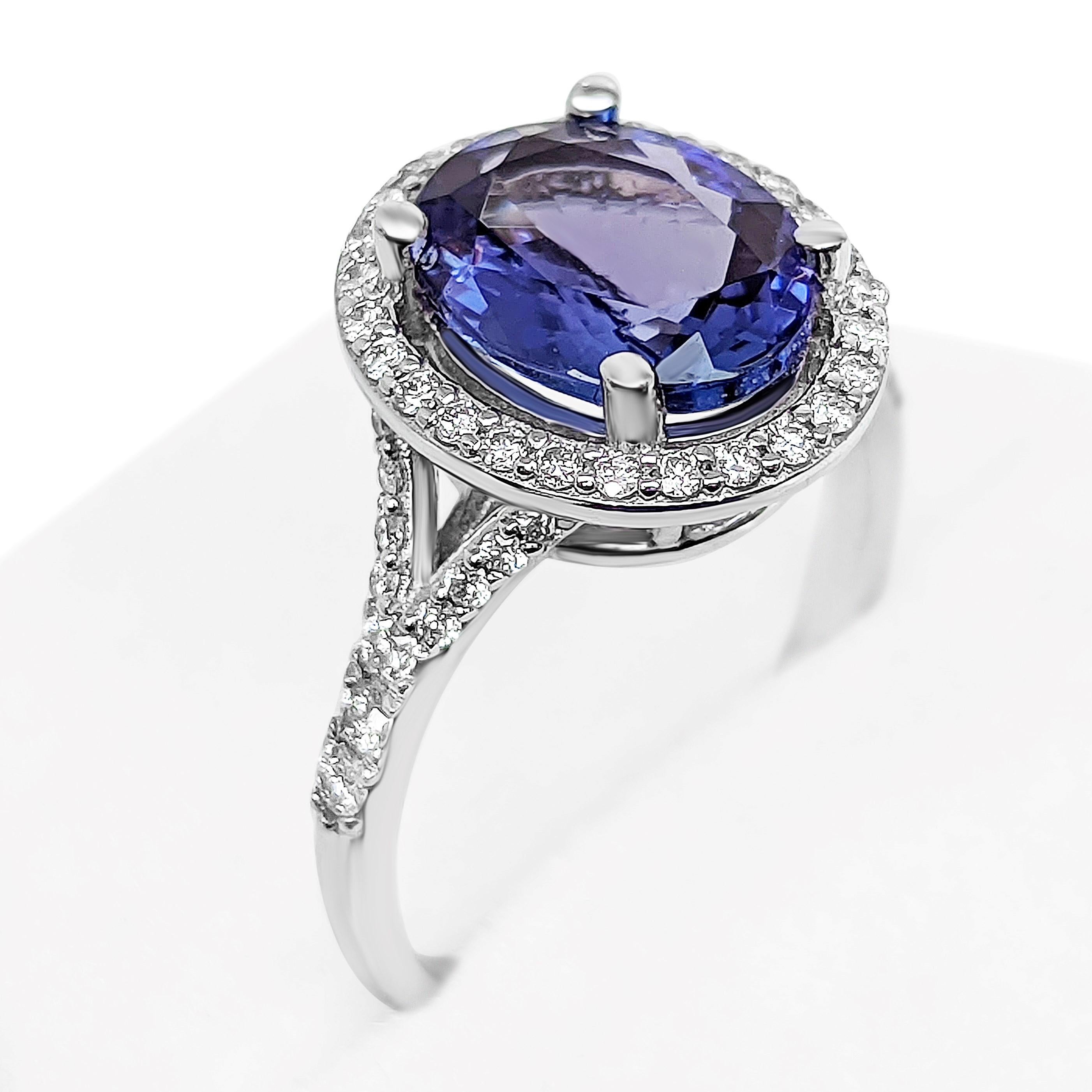 Oval Cut 2.52 Ct Violetish Blue Tanzanite & 0.40 Ct Diamonds, 14 Kt. White Gold, Ring