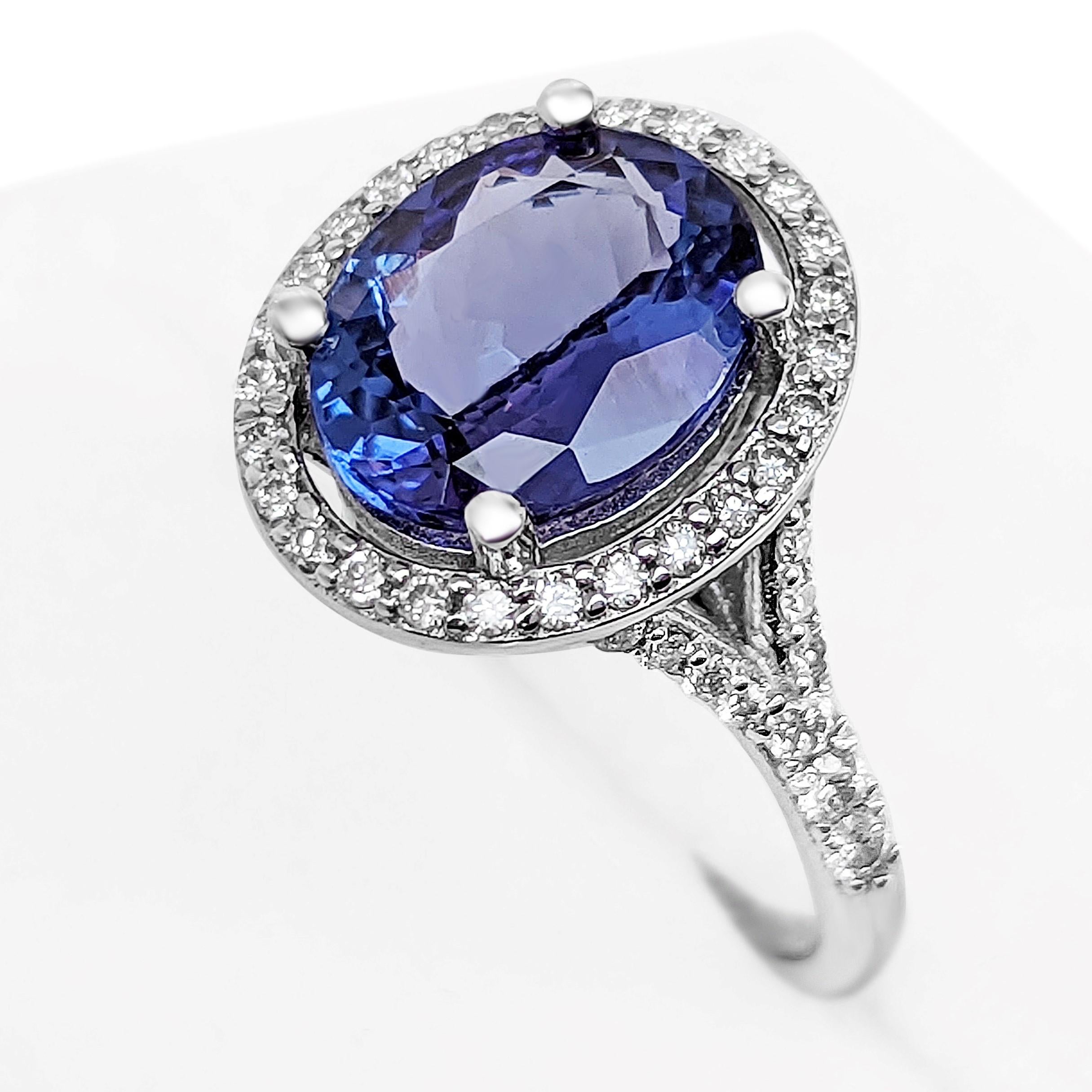 Women's 2.52 Ct Violetish Blue Tanzanite & 0.40 Ct Diamonds, 14 Kt. White Gold, Ring