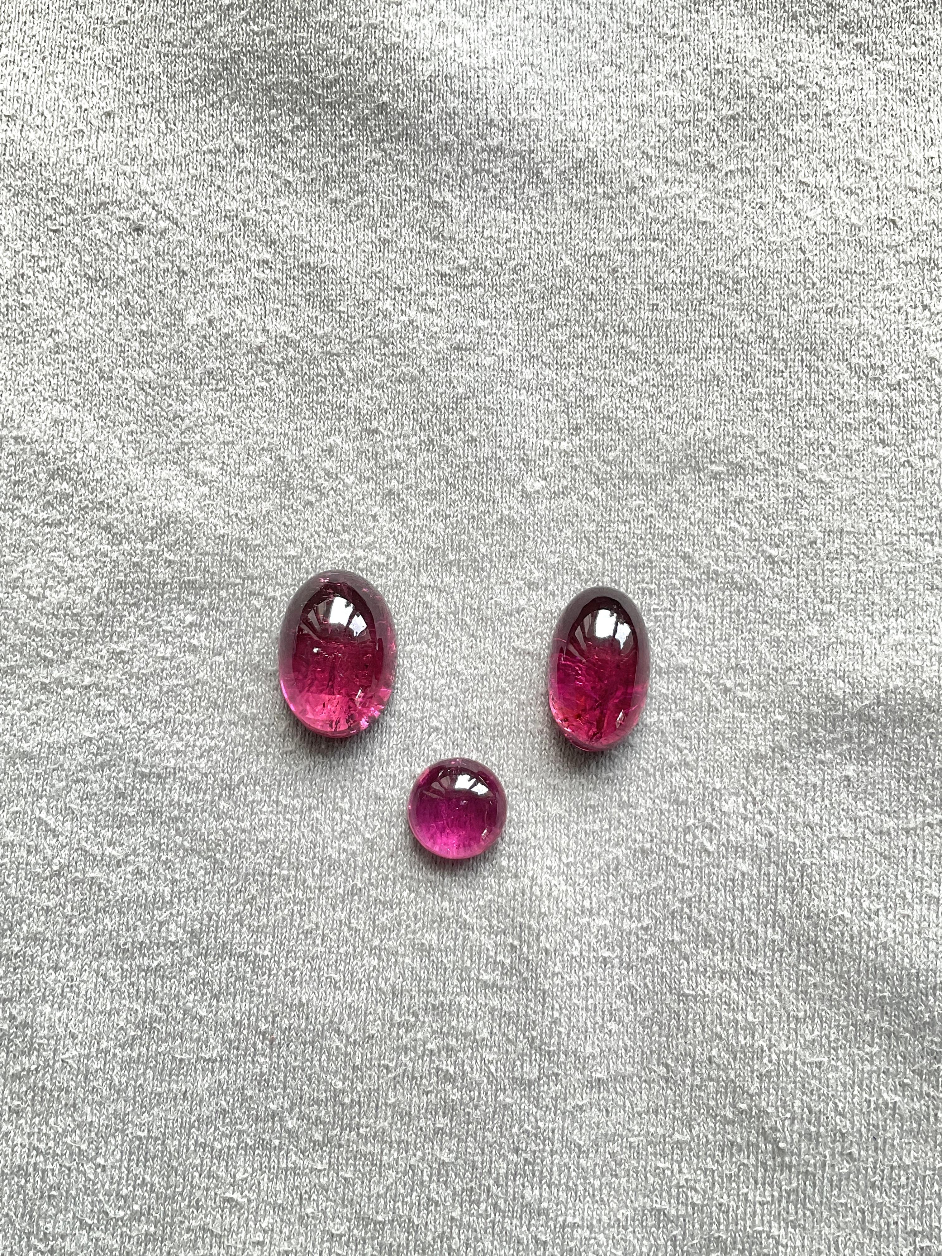 25.21 Carats Top Quality Rubellite Tourmaline Cabochon 3 Pieces Natural Gemstone In New Condition For Sale In Jaipur, RJ