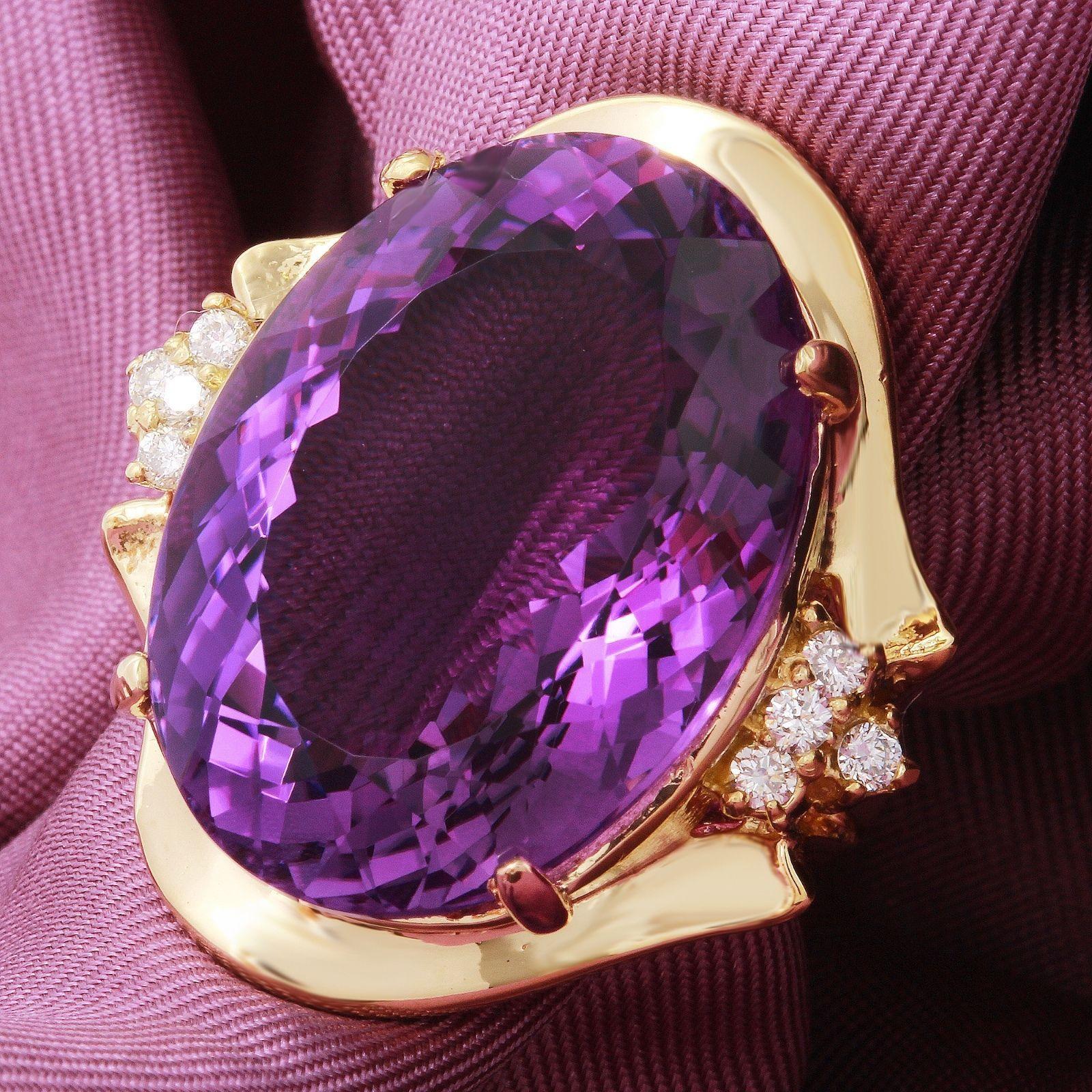 Mixed Cut 25.25 Carat Natural Amethyst and Diamond 14 Karat Solid Yellow Gold Ring For Sale