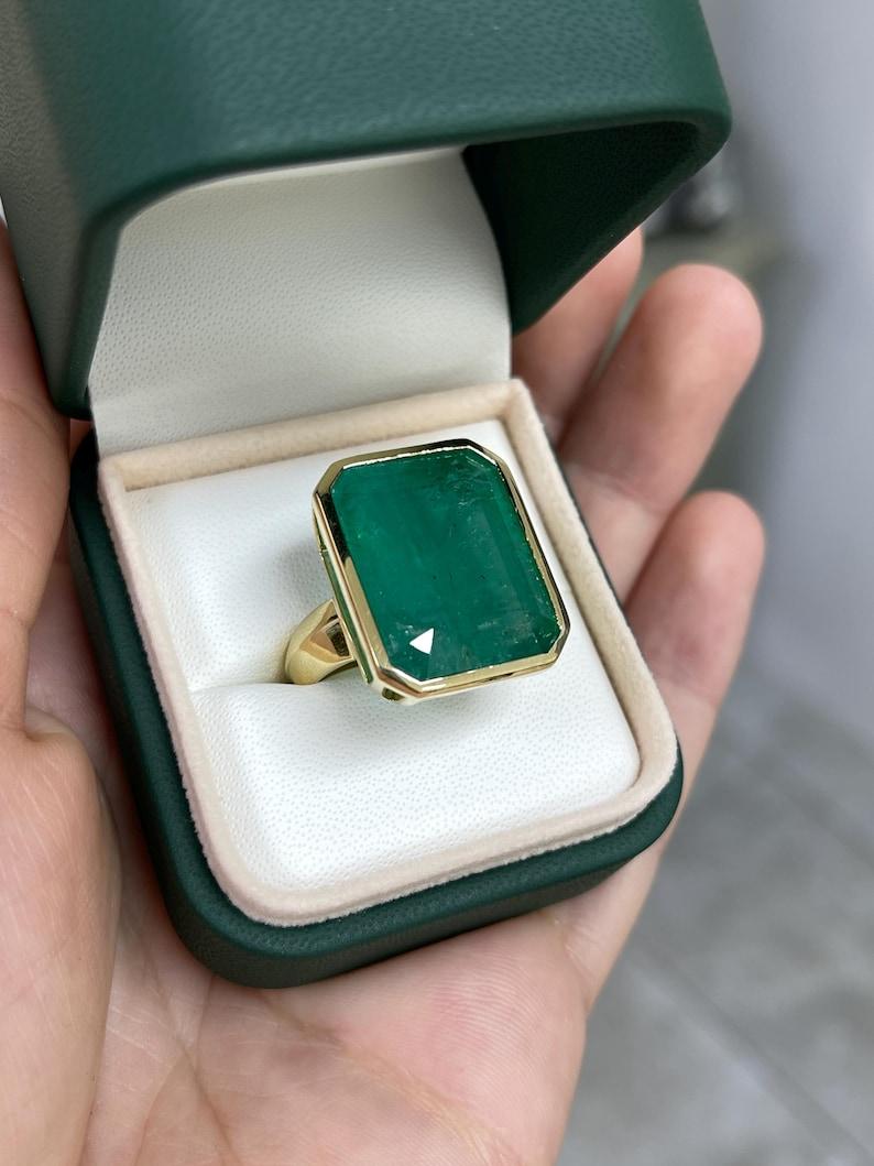 Emerald Cut 25.25ct 18K Huge Emerald Solitaire Ring - Bezel Set Dark Green Unisex 750 Gold For Sale