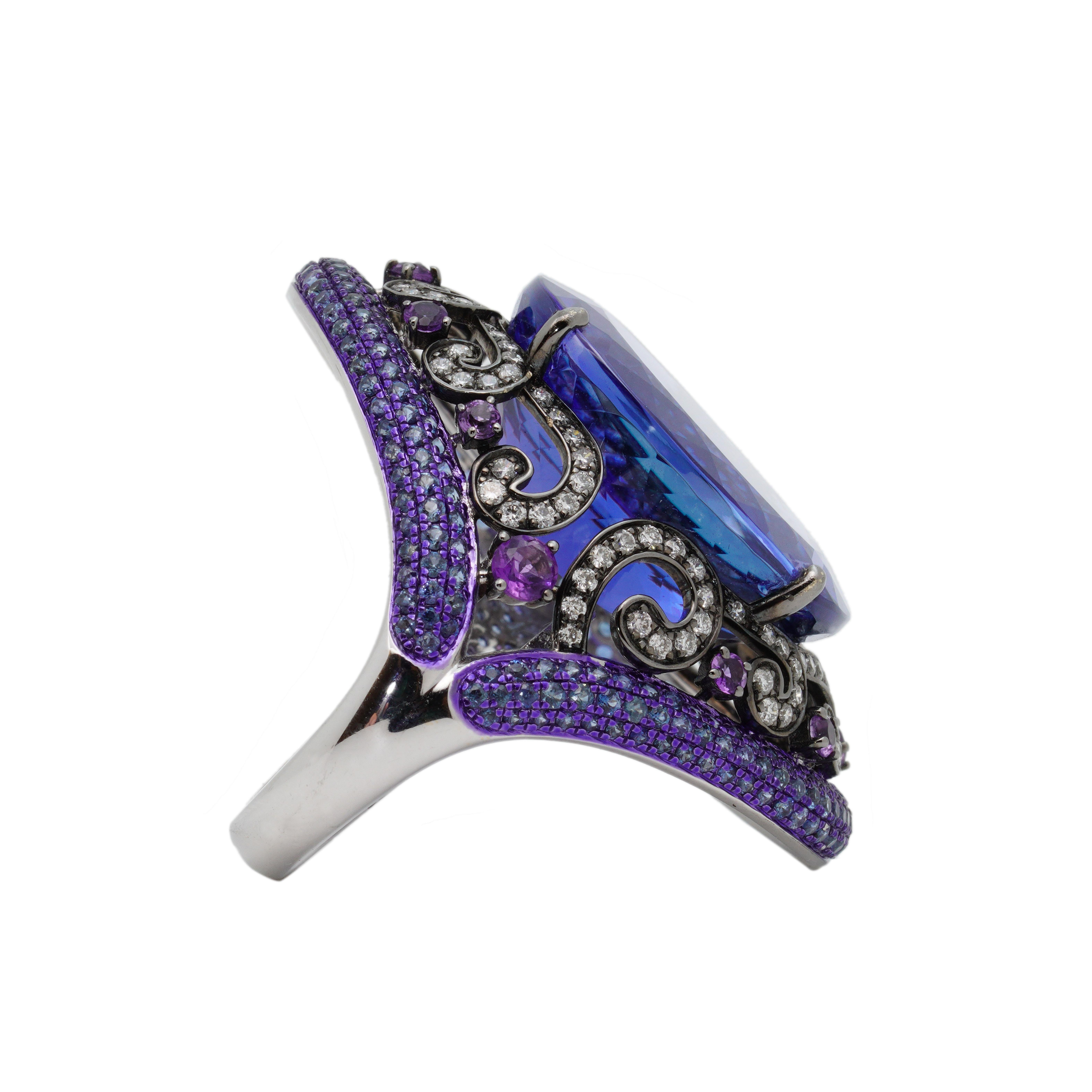 25,29 Karat Tansanit & Diamant, Saphir, Amethyst-Ring, 18 Karat Weißgold, Austy Lee (Gemischter Schliff) im Angebot