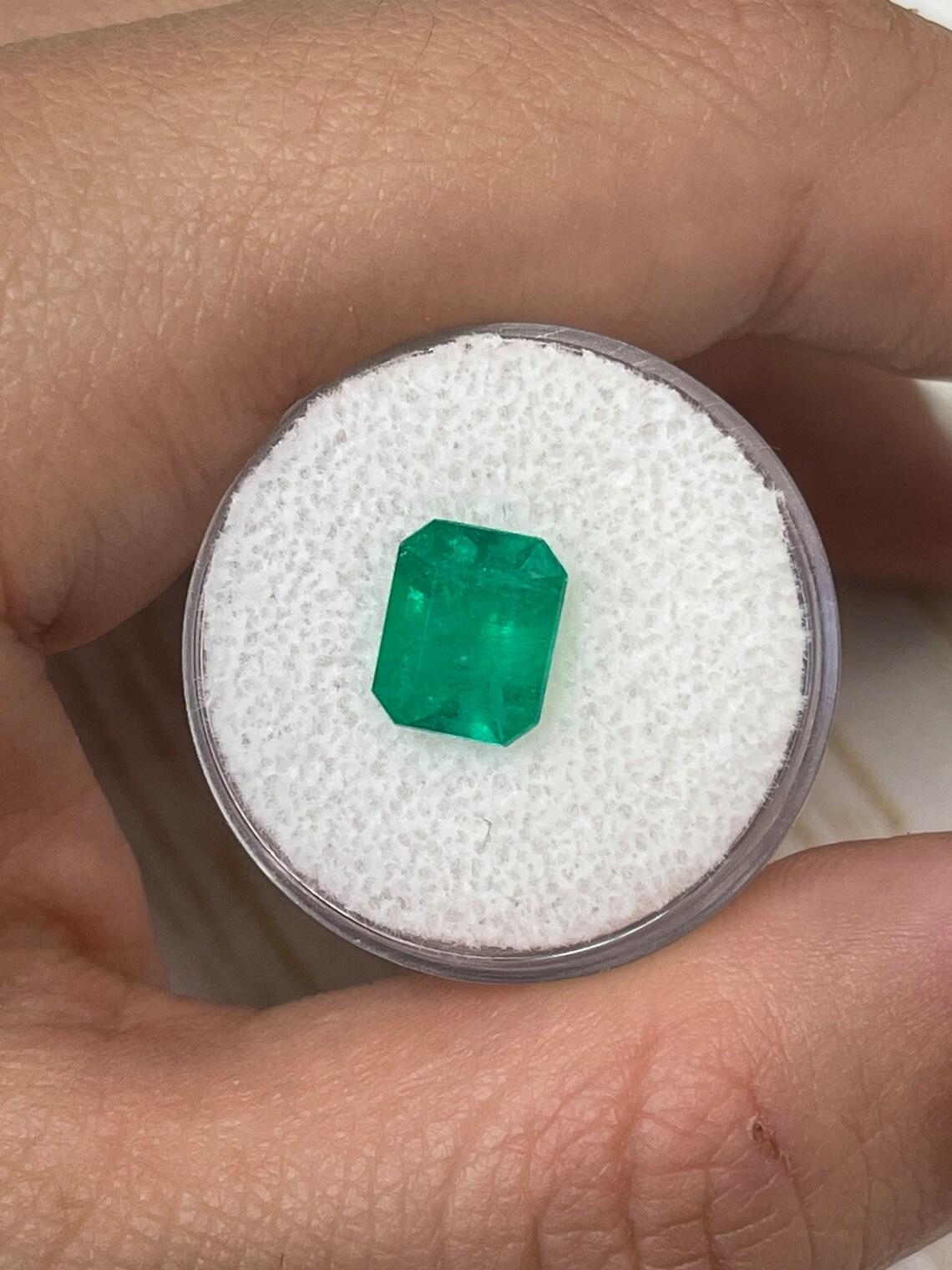2,52ct intensiv grüner kolumbianischer Smaragd Smaragdschliff echter Mai-Geburtsstein Edelstein für Damen oder Herren im Angebot