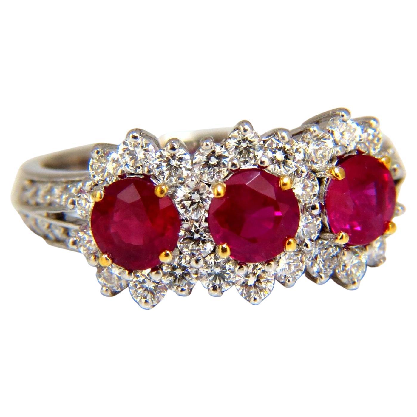 2.52ct natural vivid red ruby diamonds ring 14kt three stone halo class*