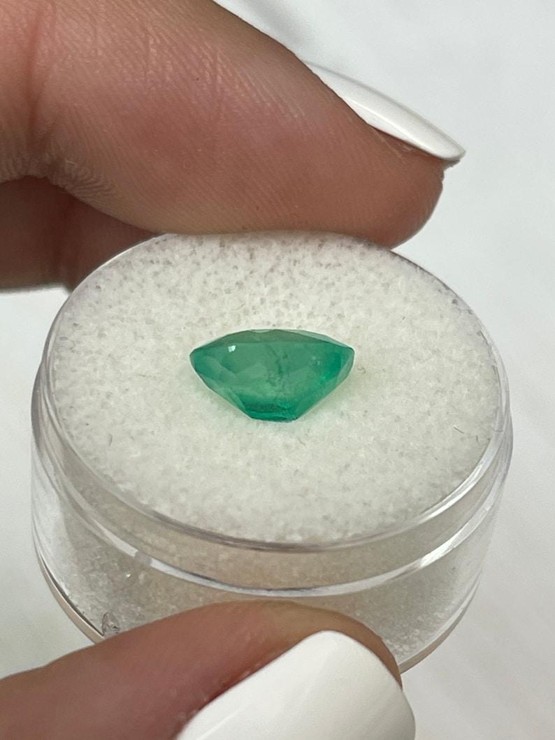 2.53 Carat 10x8.5 Green Colombian Emerald - Oval Cut May Birthstone Gem For Sale 3