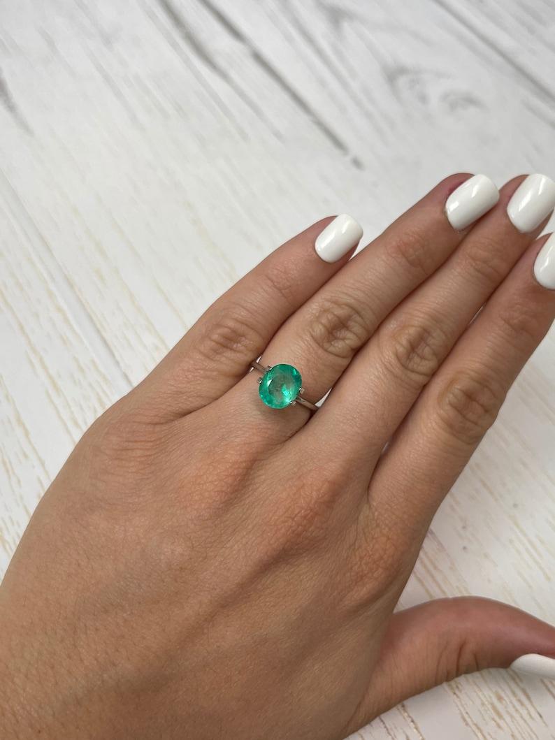 2.53 Carat 10x8.5 Green Colombian Emerald - Oval Cut May Birthstone Gem For Sale 4