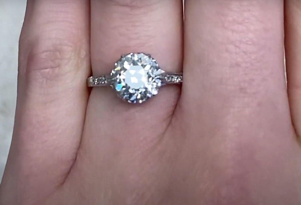 2.53 Carat Old European Cut Diamond Engagement Ring, VS1 Clarity, Platinum In Excellent Condition In New York, NY