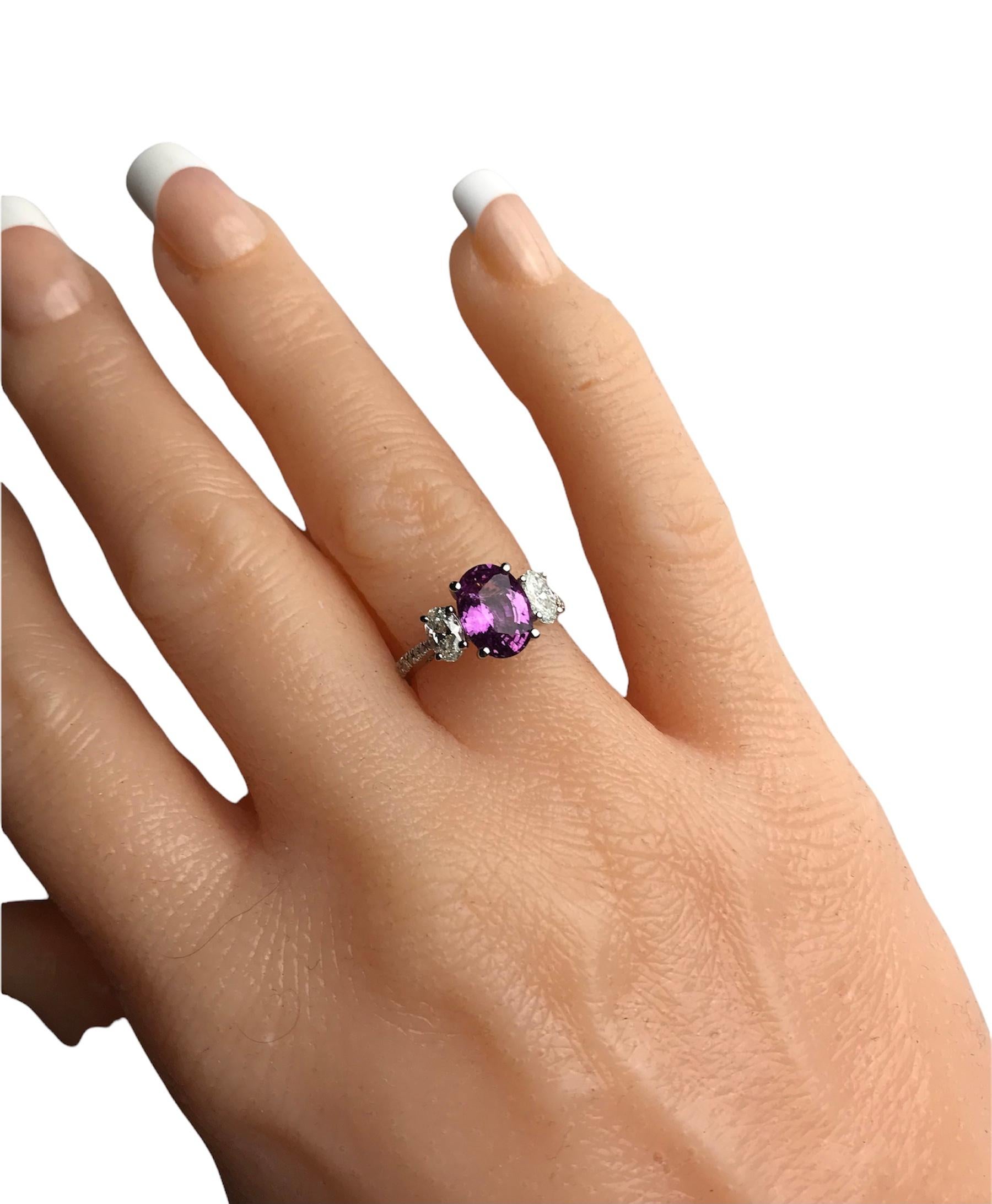 2.53 Carat Oval Cut Pink Rose Sapphire and Diamond Ring in 18k White Gold In New Condition For Sale In New York, NY