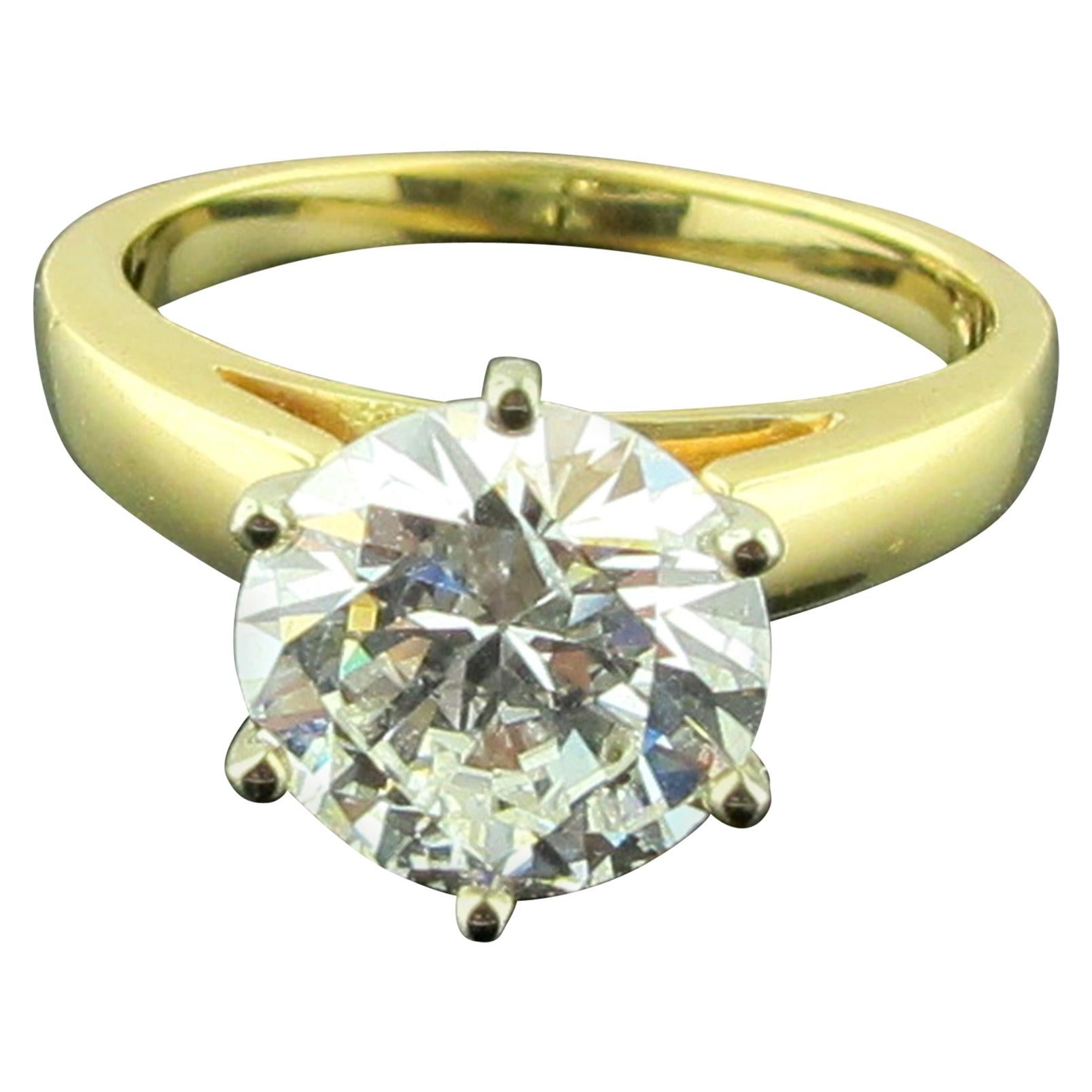 2.53 Carat Round Brilliant Cut Solitaire Diamond Ring in 14 Karat Yellow Gold