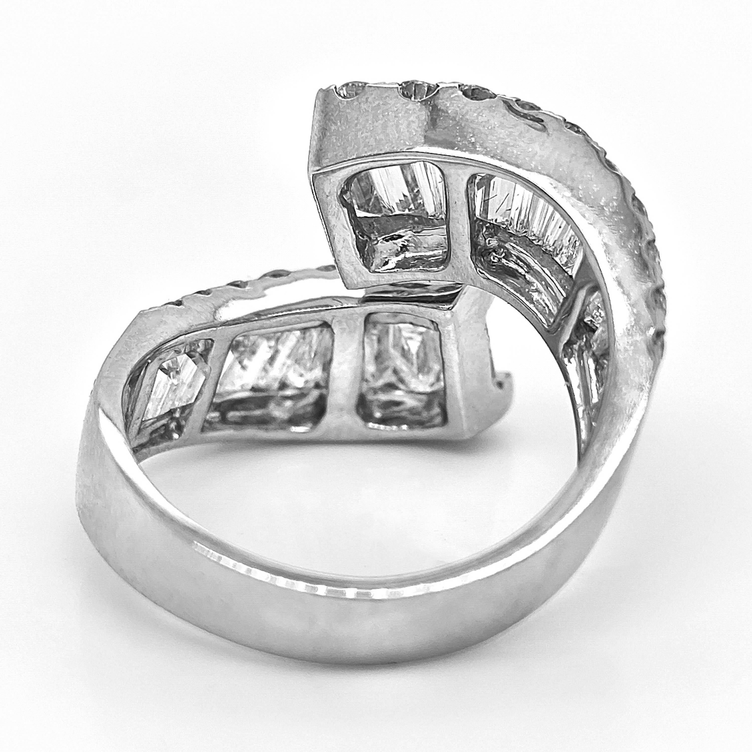 Anello in oro bianco con diamante bianco da 2,53 carati In condizioni Nuovo in vendita a New York, NY